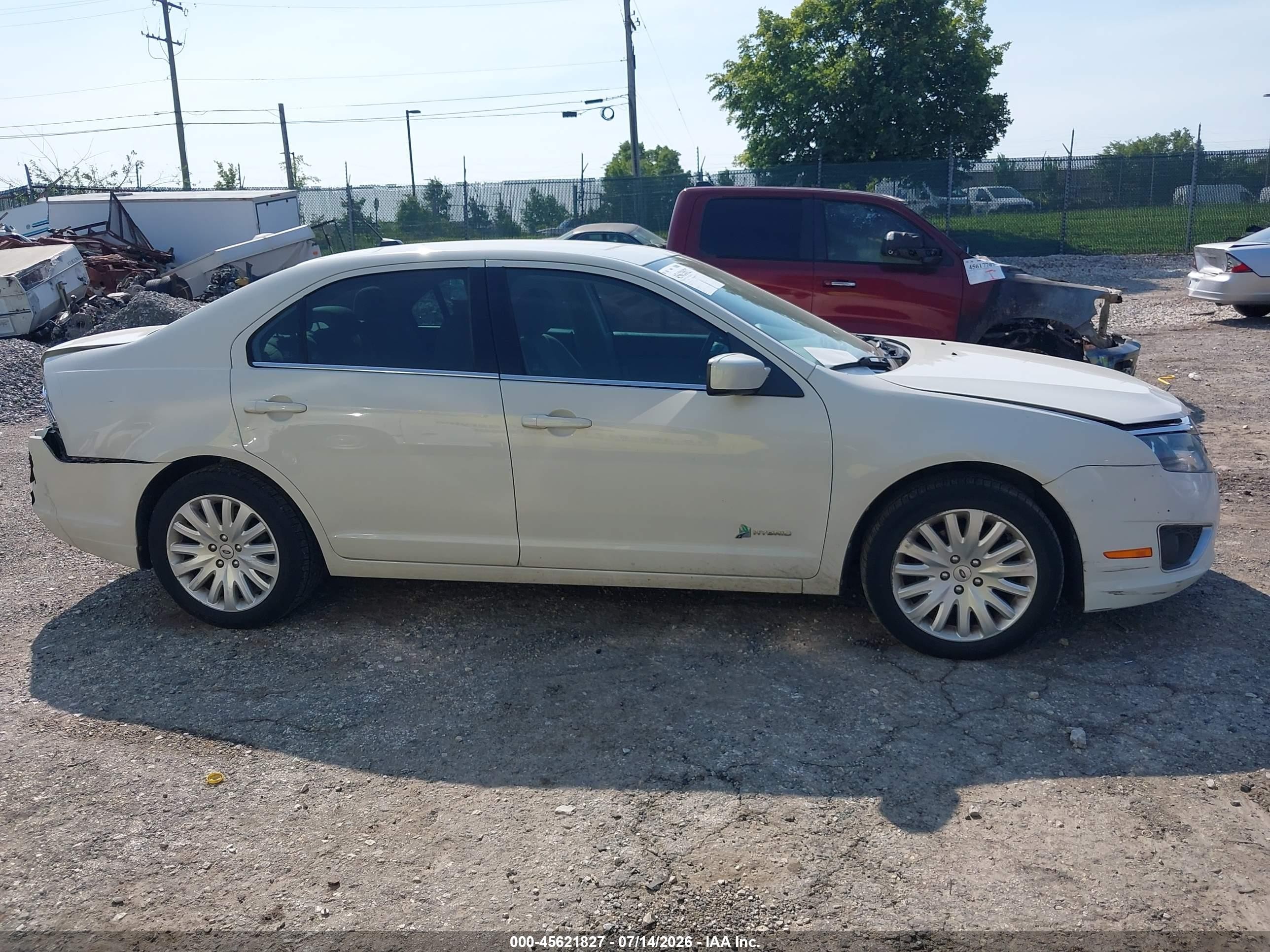 2012 Ford Fusion Hybrid   White vin: 3FADP0L36CR421069