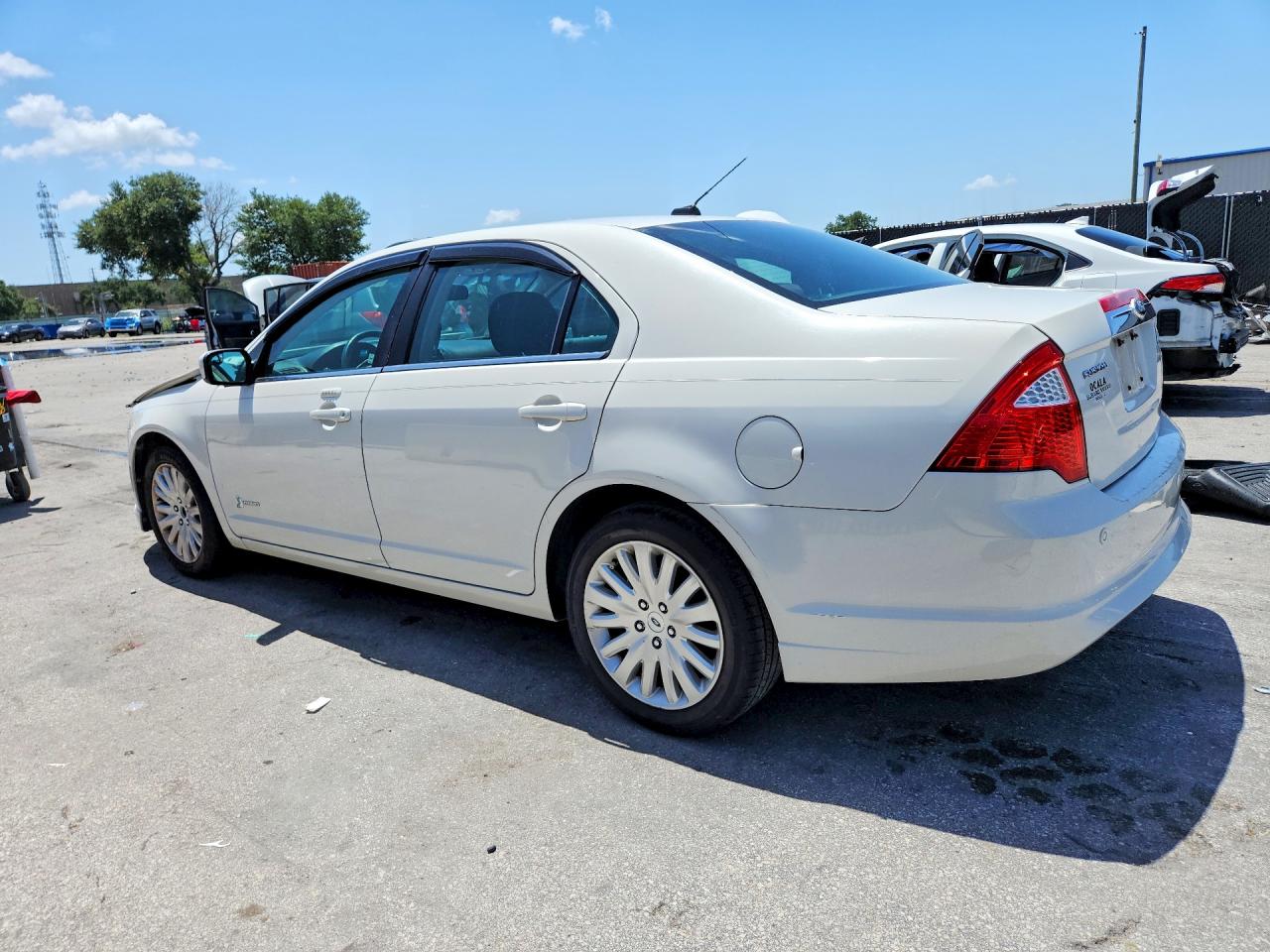 2012 Ford Fusion Hybrid White vin: 3FADP0L36CR428507