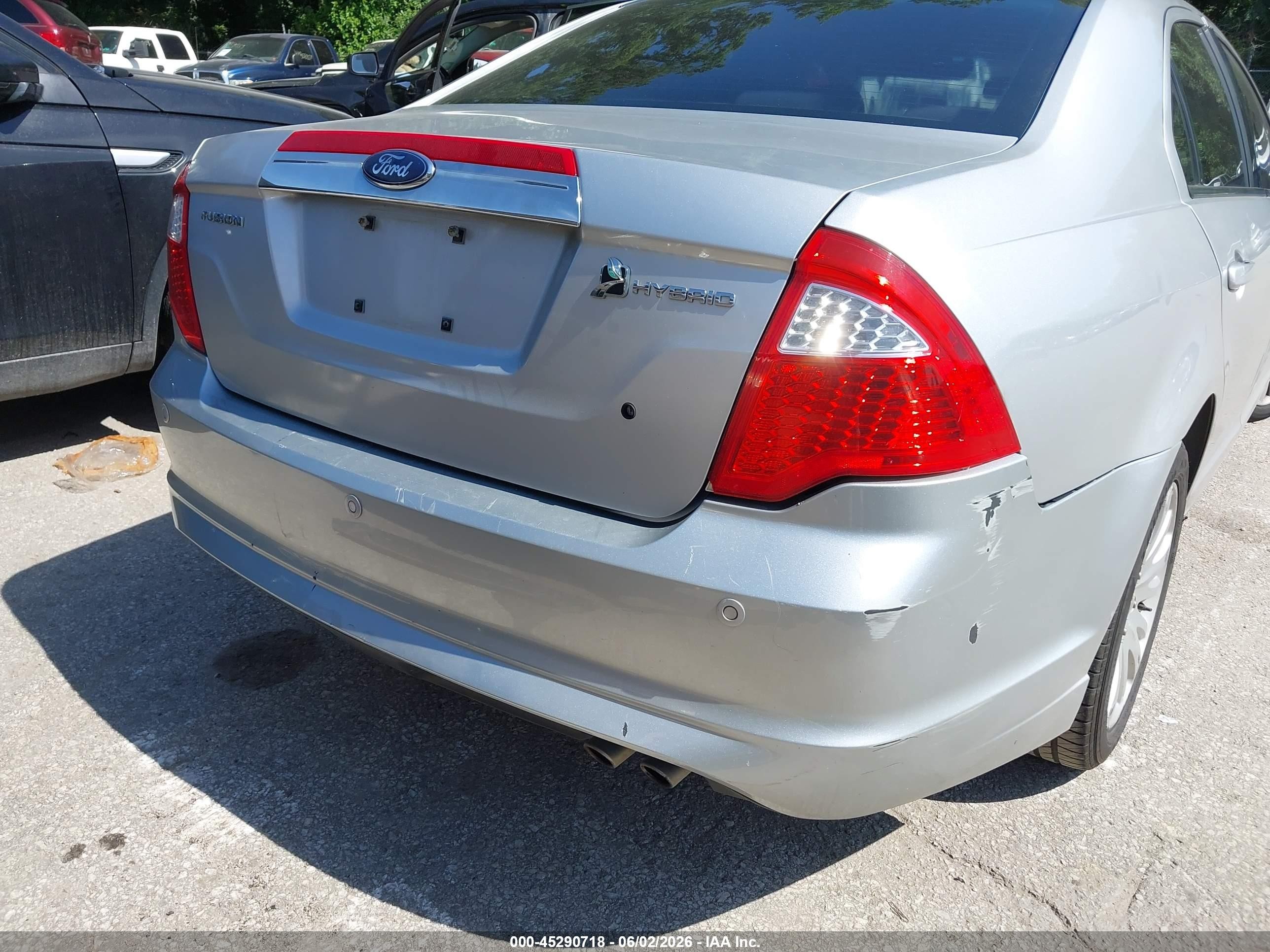 2010 Ford Fusion Hybrid   Gray vin: 3FADP0L37AR108982