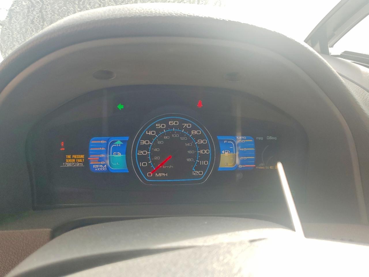 2010 Ford Fusion Hybrid Black vin: 3FADP0L37AR207396