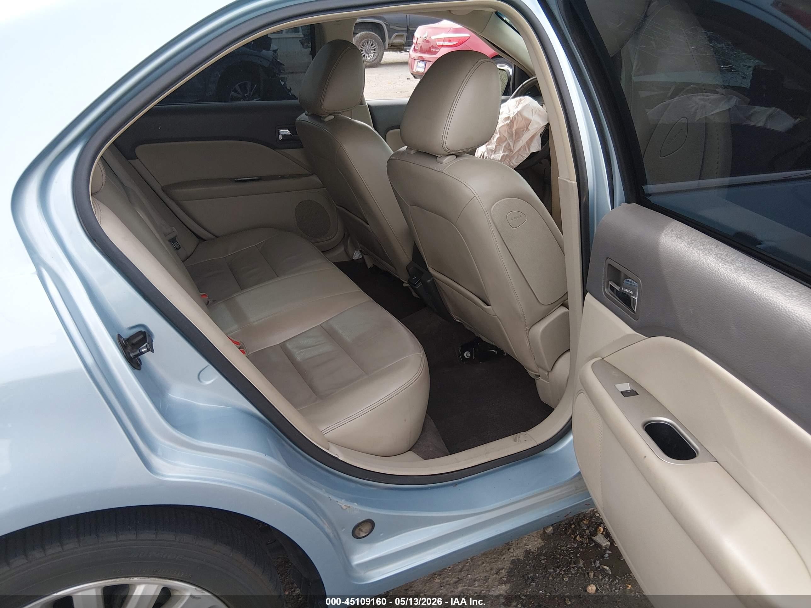 2010 Ford Fusion Hybrid   Light Blue vin: 3FADP0L37AR270773
