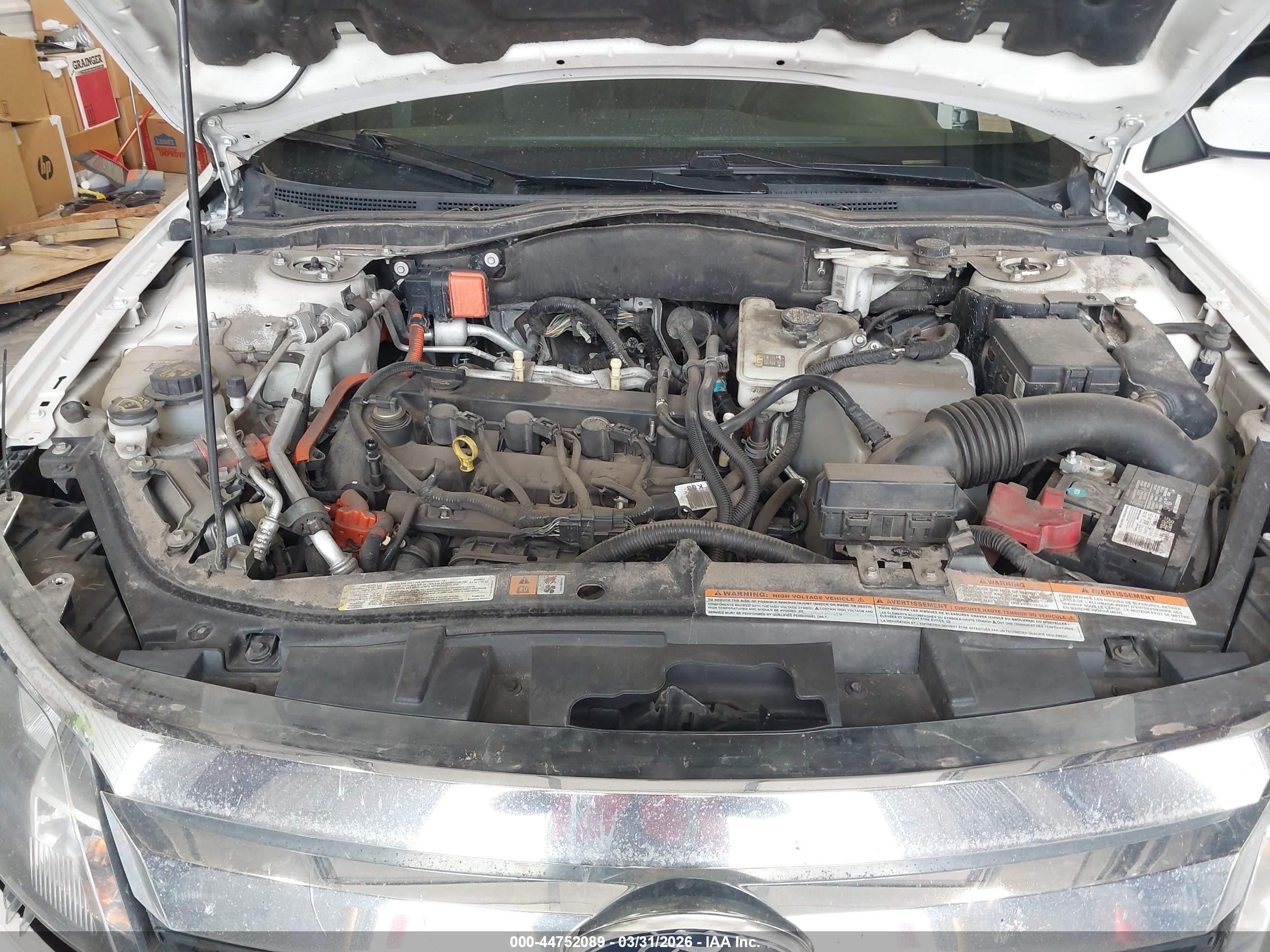 2010 Ford Fusion Hybrid   White vin: 3FADP0L37AR403127