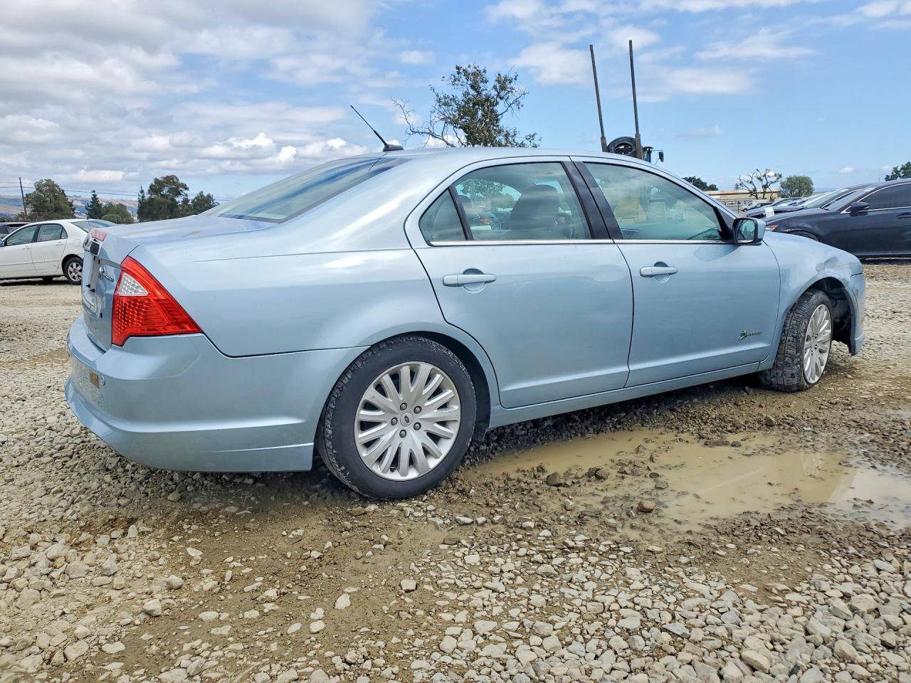 2010 Ford Fusion Hybrid Blue vin: 3FADP0L37AR403581