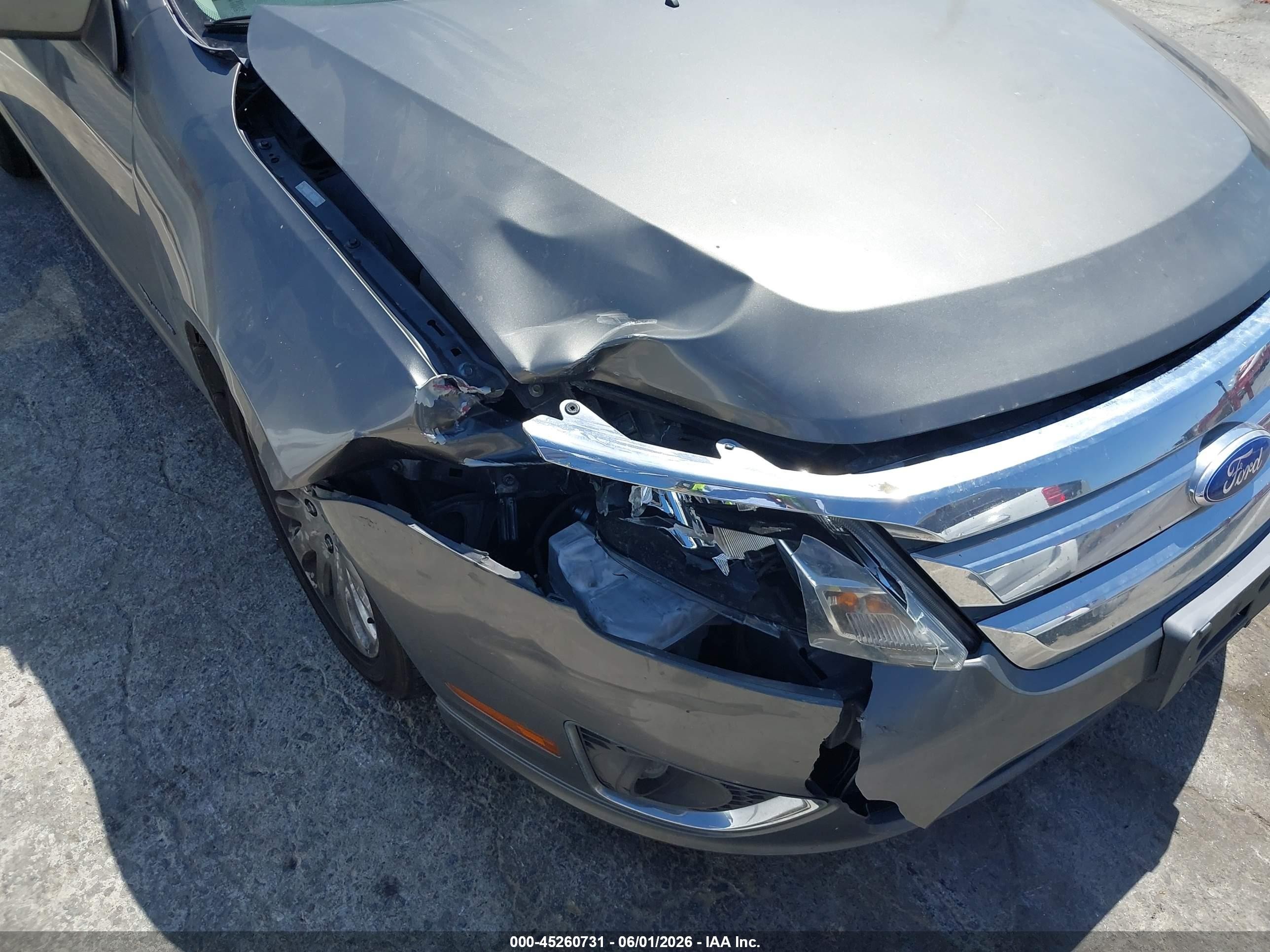 2011 Ford Fusion Hybrid   Gray vin: 3FADP0L37BR303126