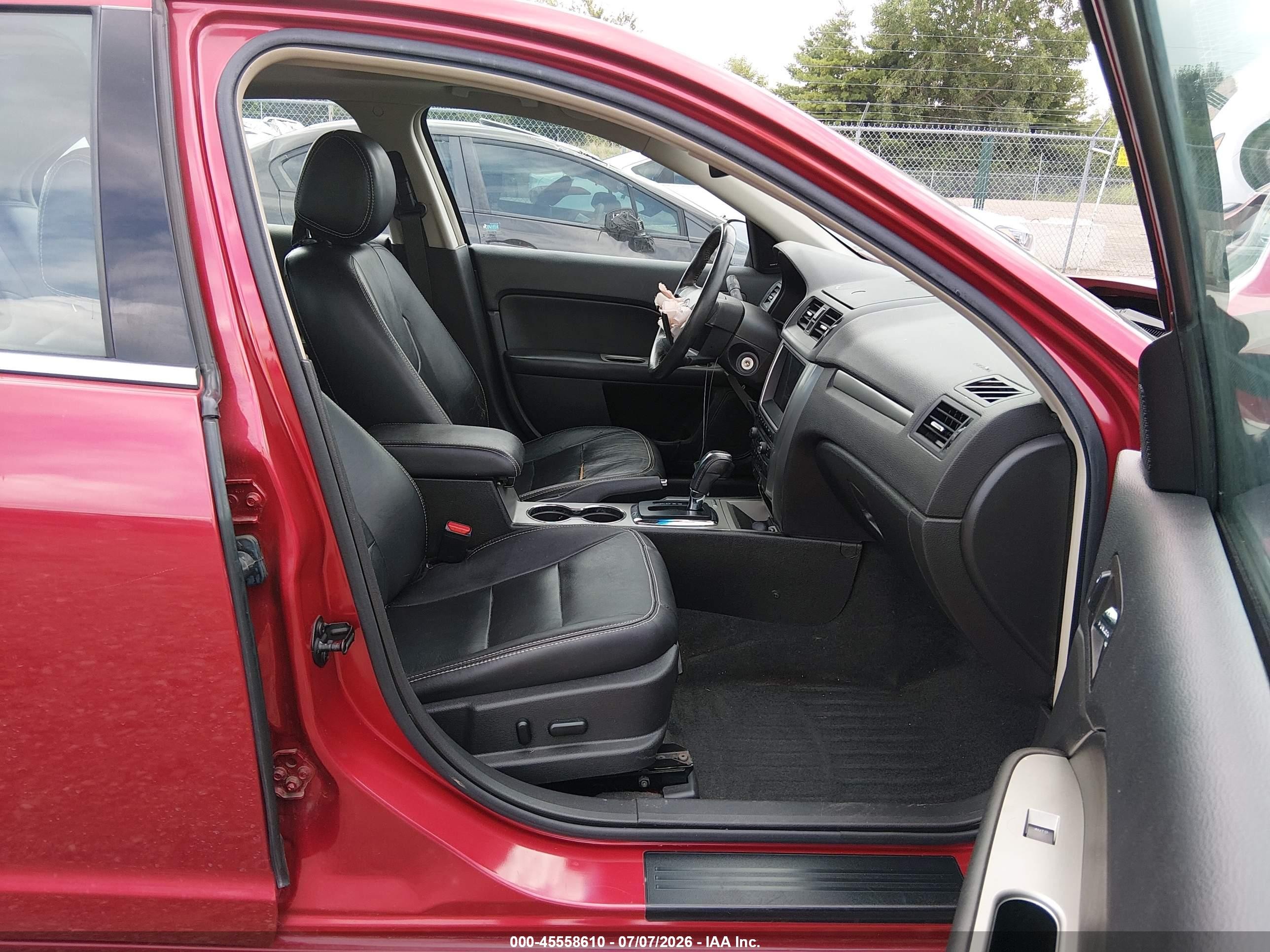 2012 Ford Fusion Hybrid   Red vin: 3FADP0L37CR300311