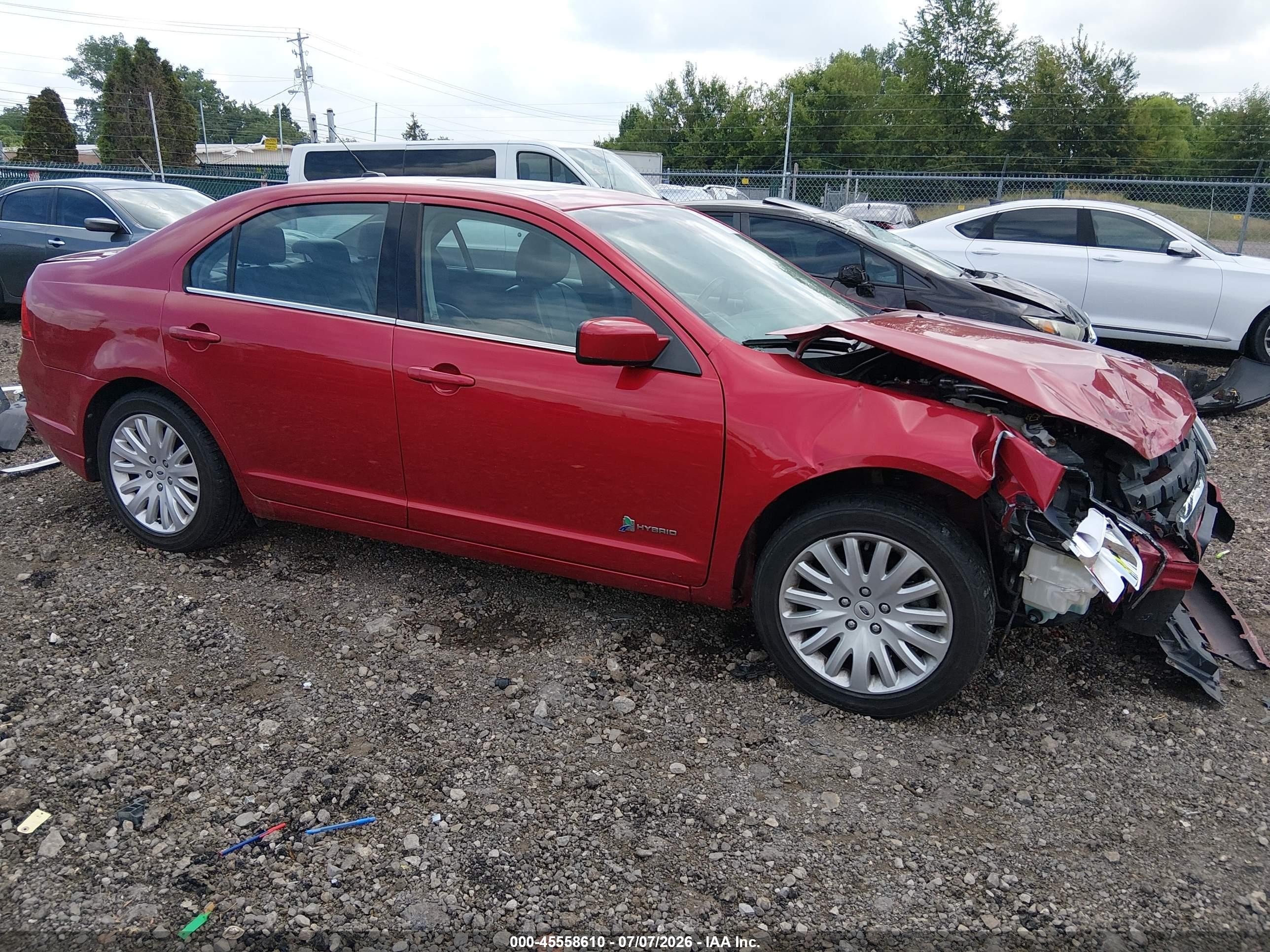 2012 Ford Fusion Hybrid   Red vin: 3FADP0L37CR300311