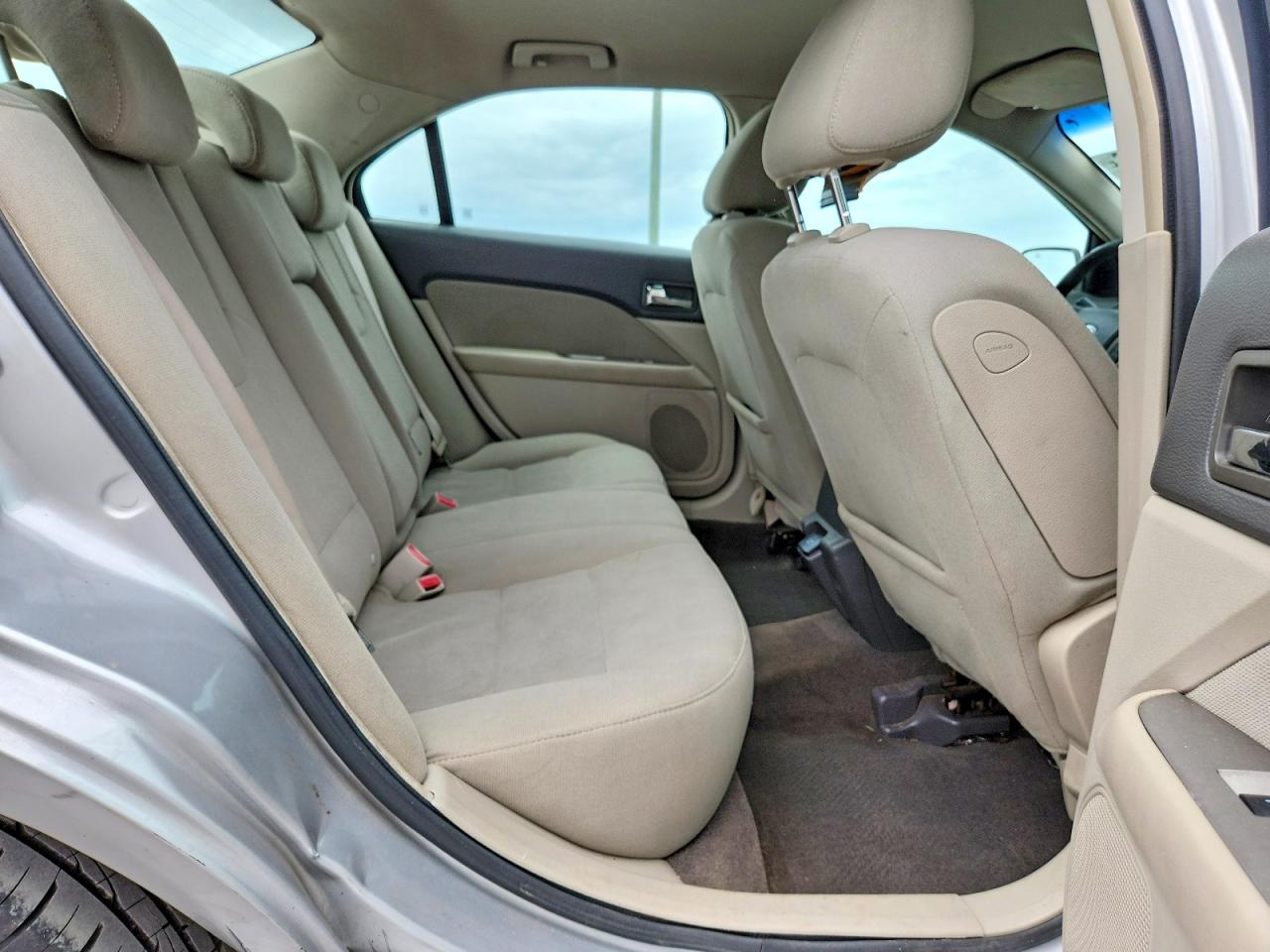 2010 Ford Fusion Hybrid Silver vin: 3FADP0L38AR137794