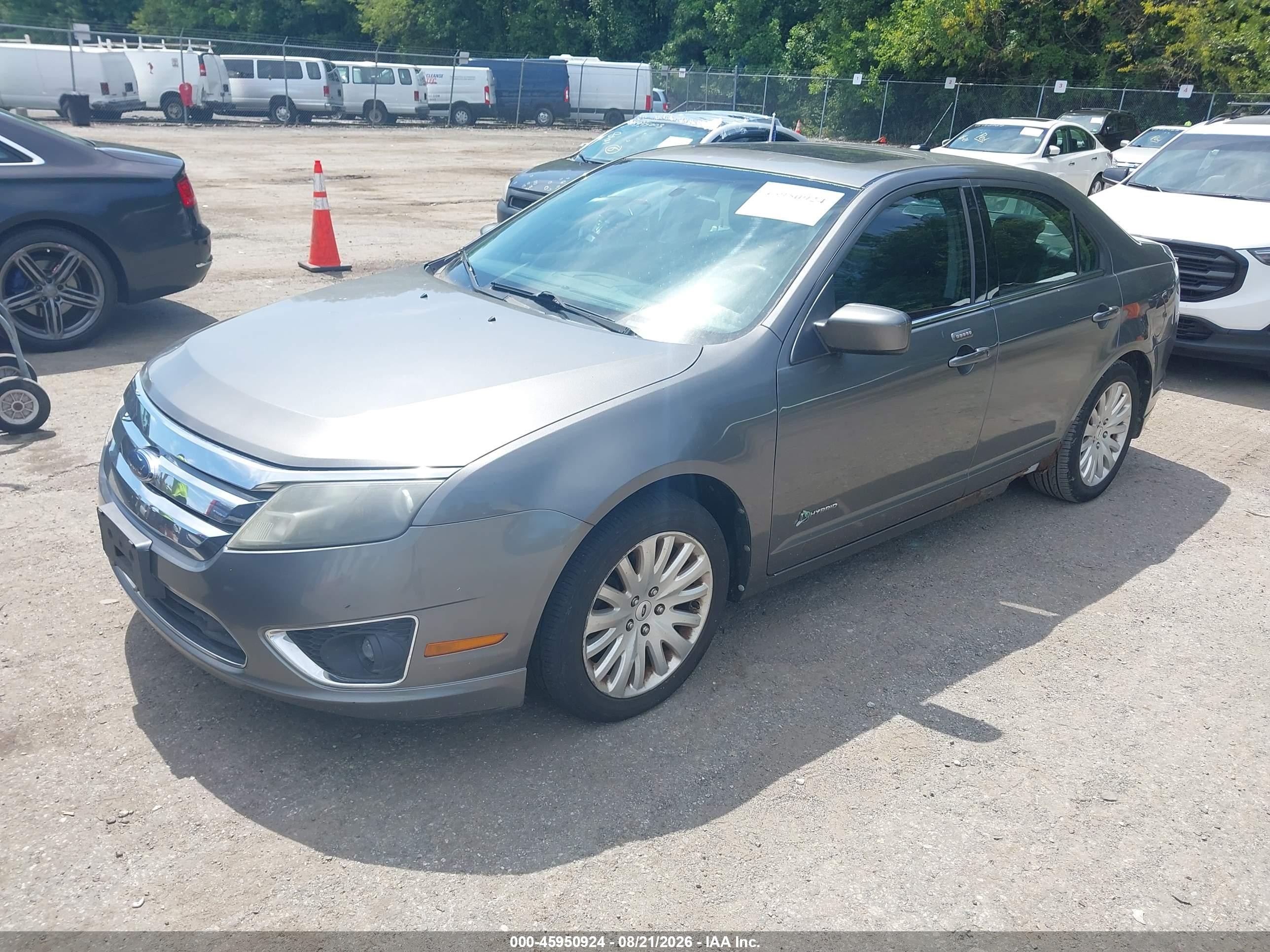 2010 Ford Fusion Hybrid   Gray vin: 3FADP0L38AR139240