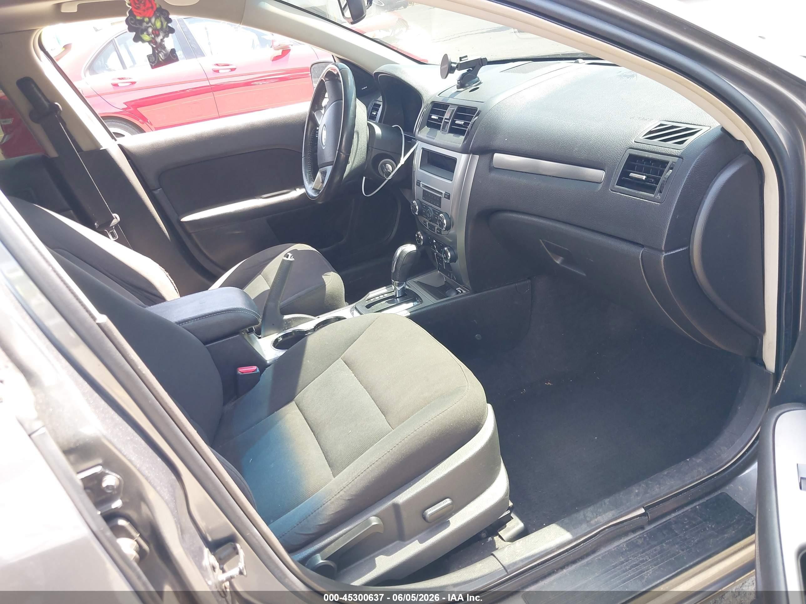 2010 Ford Fusion Hybrid Gray vin: 3FADP0L38AR181472