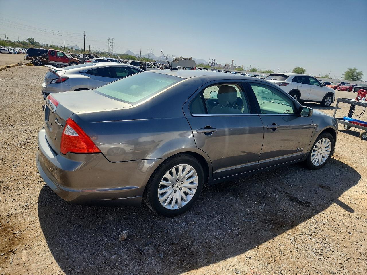 2010 Ford Fusion Hybrid Угольный vin: 3FADP0L38AR193718