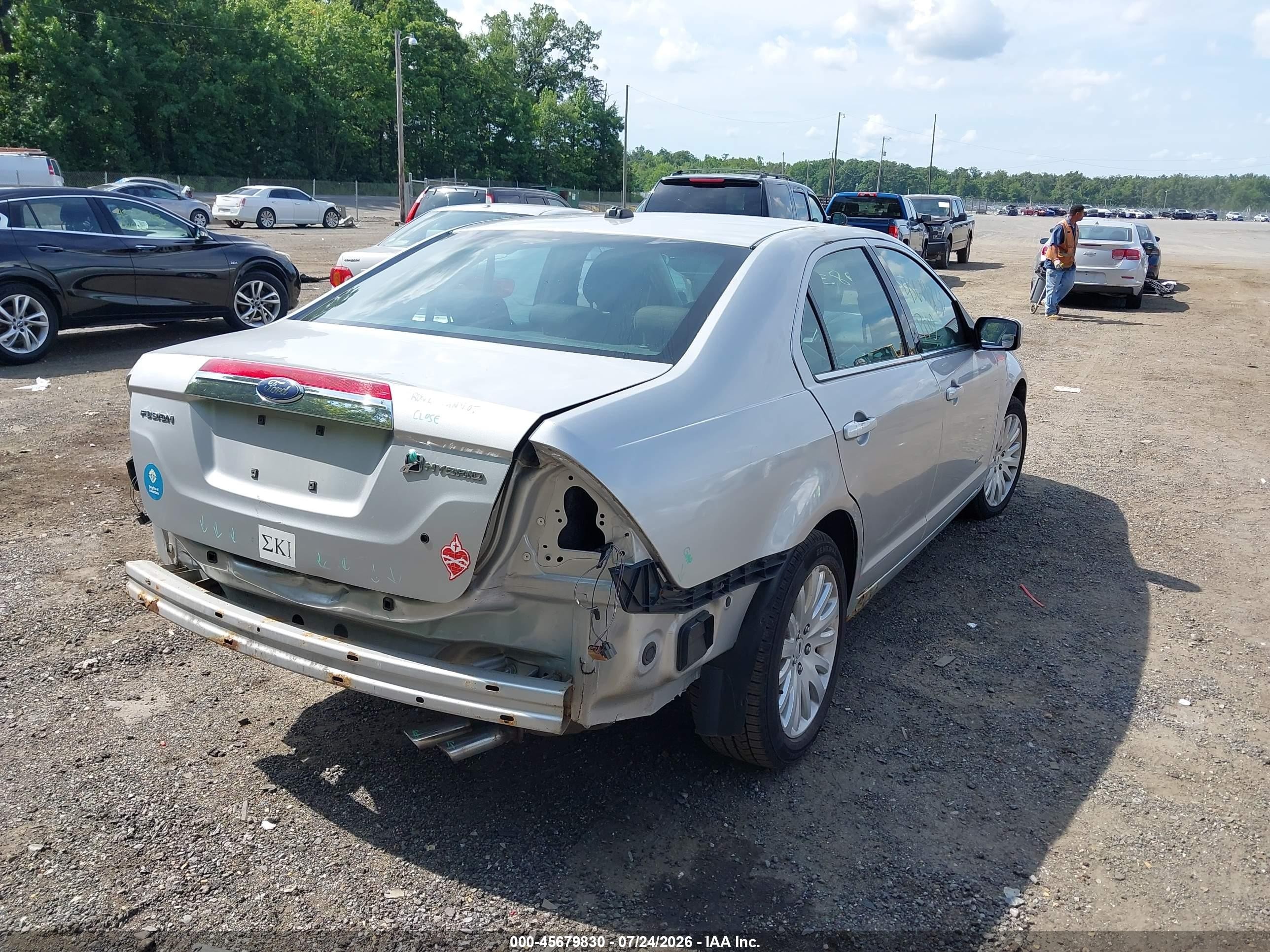 2010 Ford Fusion Hybrid   Серебряный vin: 3FADP0L38AR194691