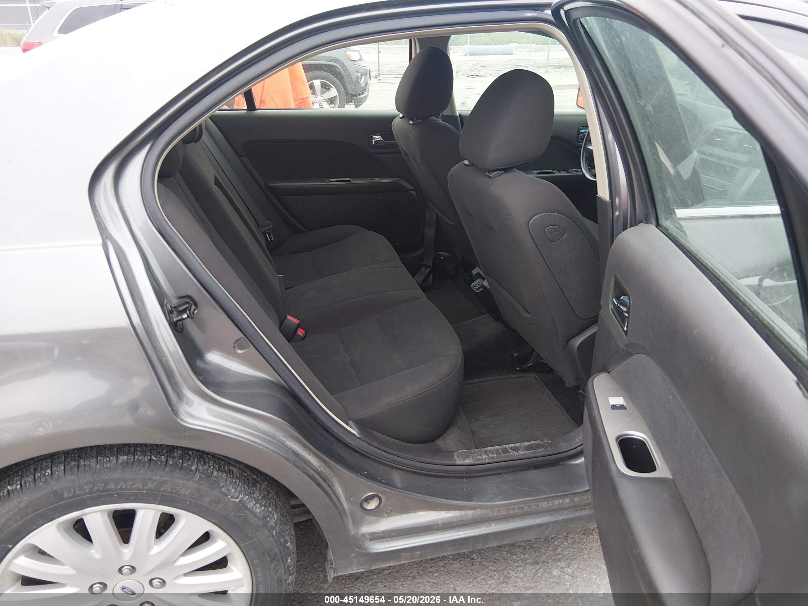 2010 Ford Fusion Hybrid   Gray vin: 3FADP0L38AR209657