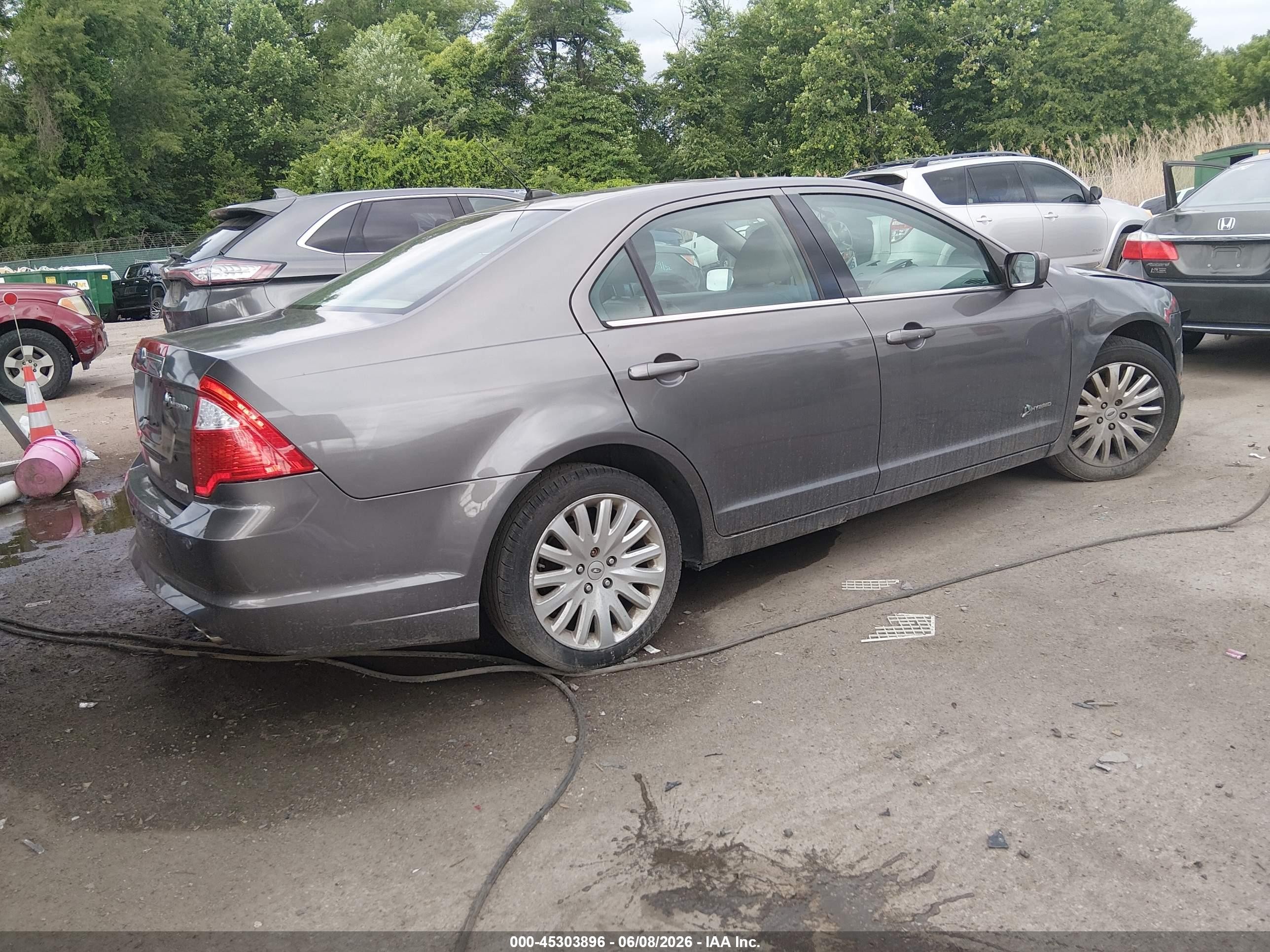 2010 Ford Fusion Hybrid   Gray vin: 3FADP0L38AR317096