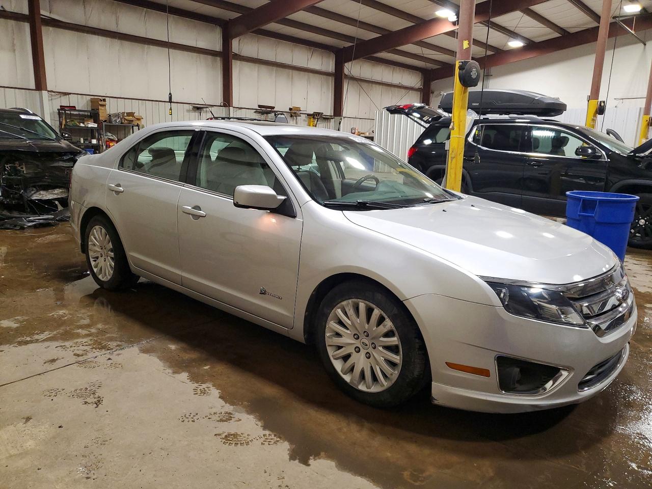 2010 Ford Fusion Hybrid Серебряный vin: 3FADP0L38AR327773