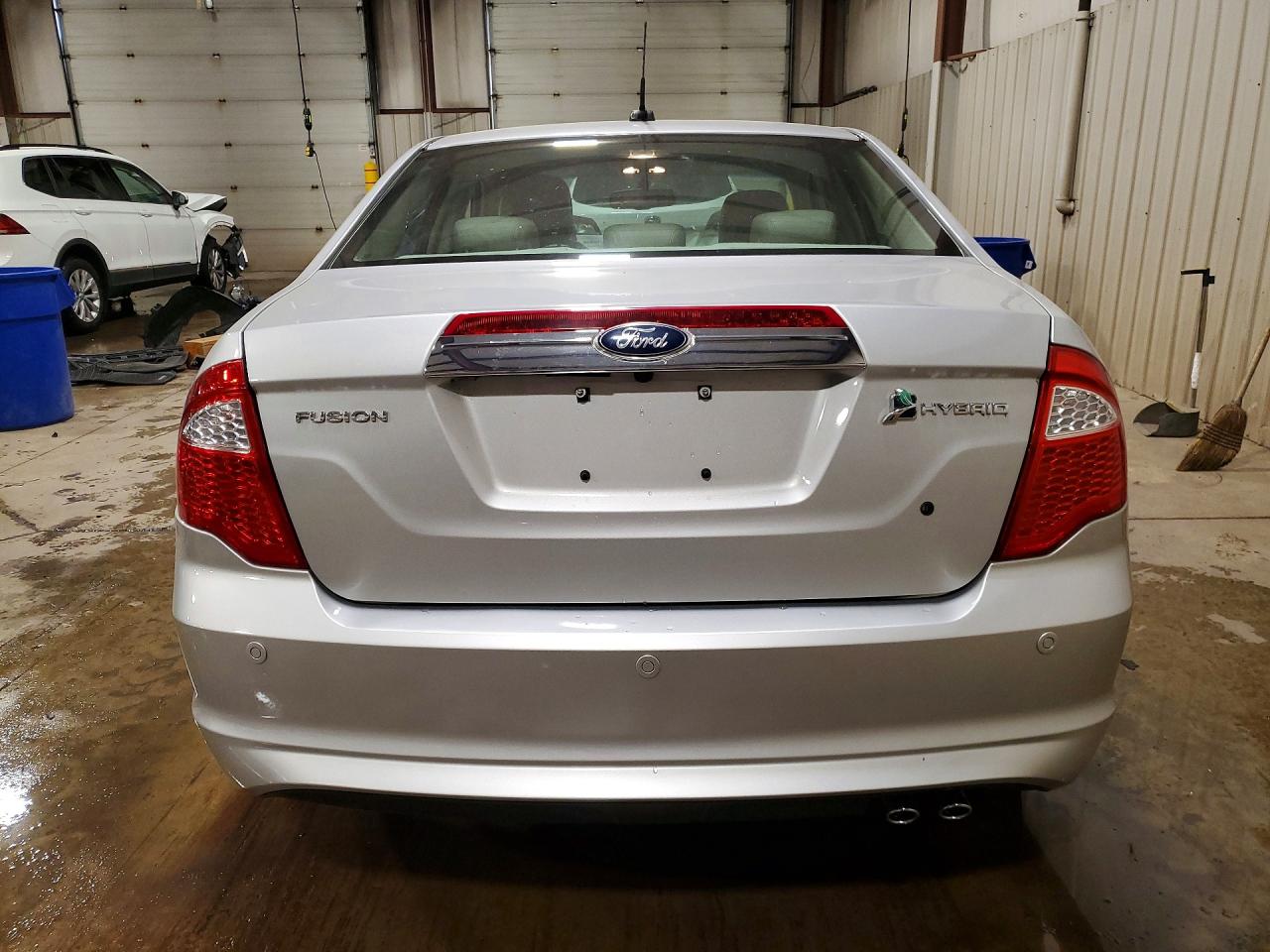 2010 Ford Fusion Hybrid Серебряный vin: 3FADP0L38AR327773