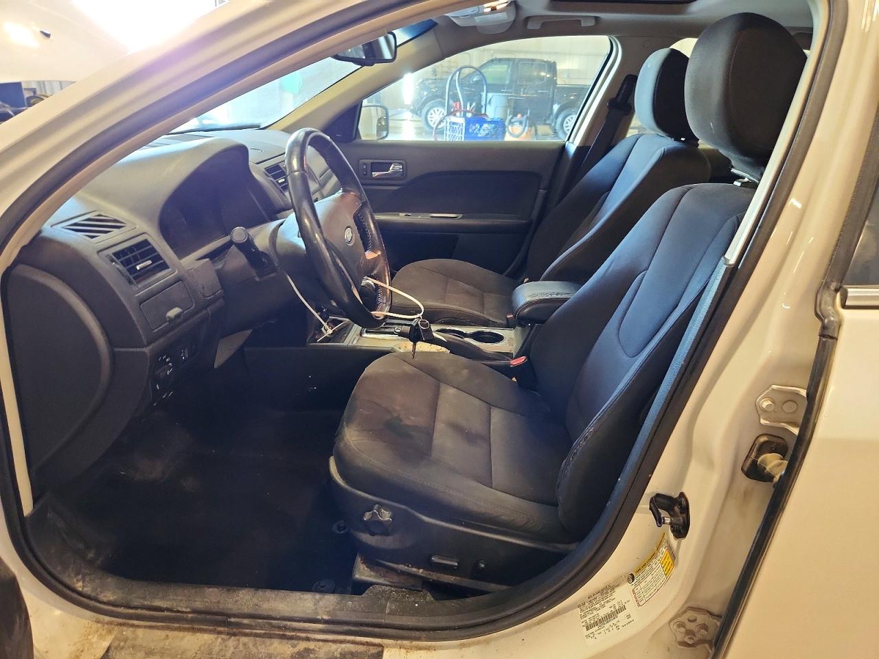 2010 Ford Fusion Hybrid Белый vin: 3FADP0L38AR354858