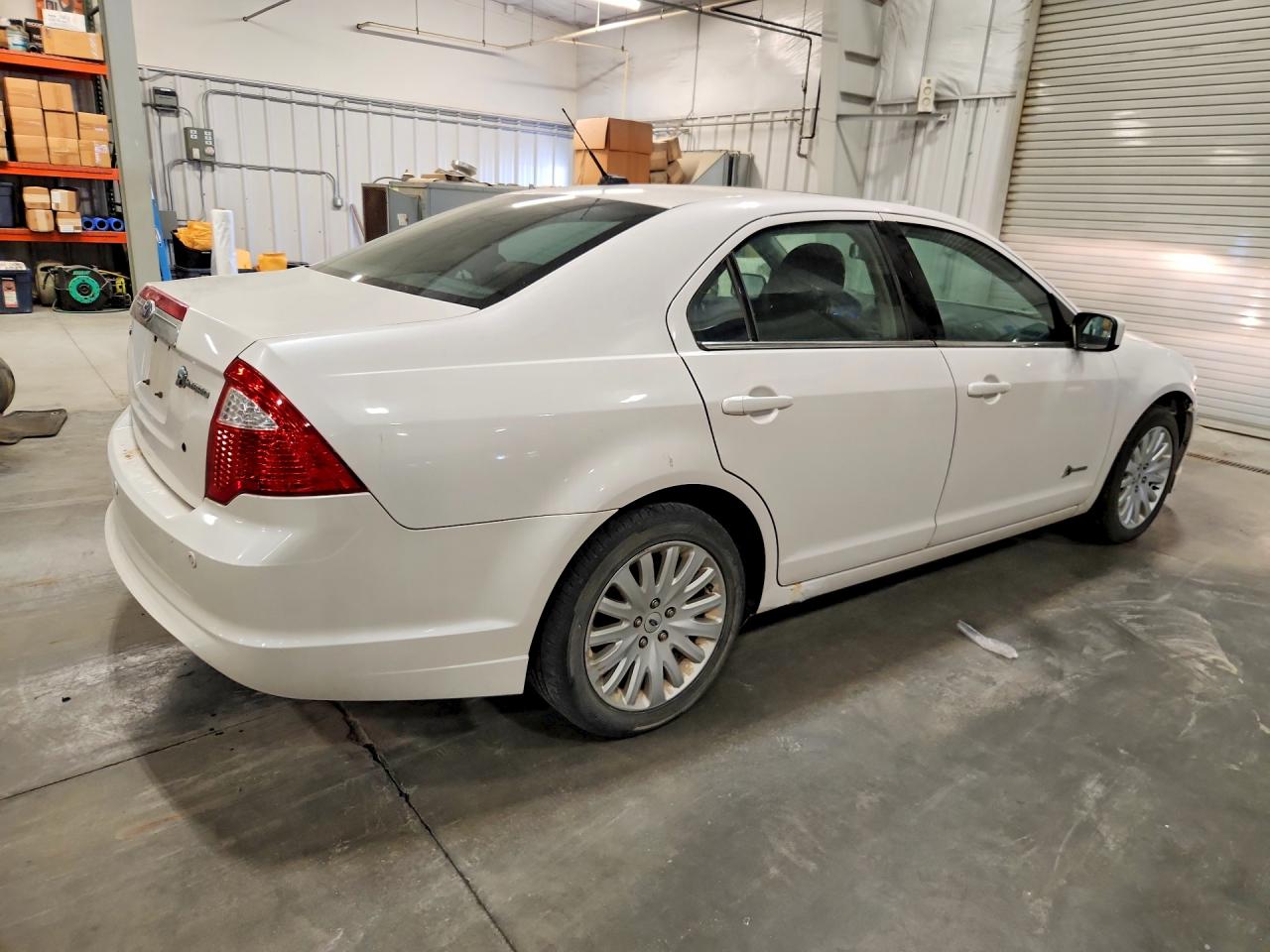 2010 Ford Fusion Hybrid Белый vin: 3FADP0L38AR354858