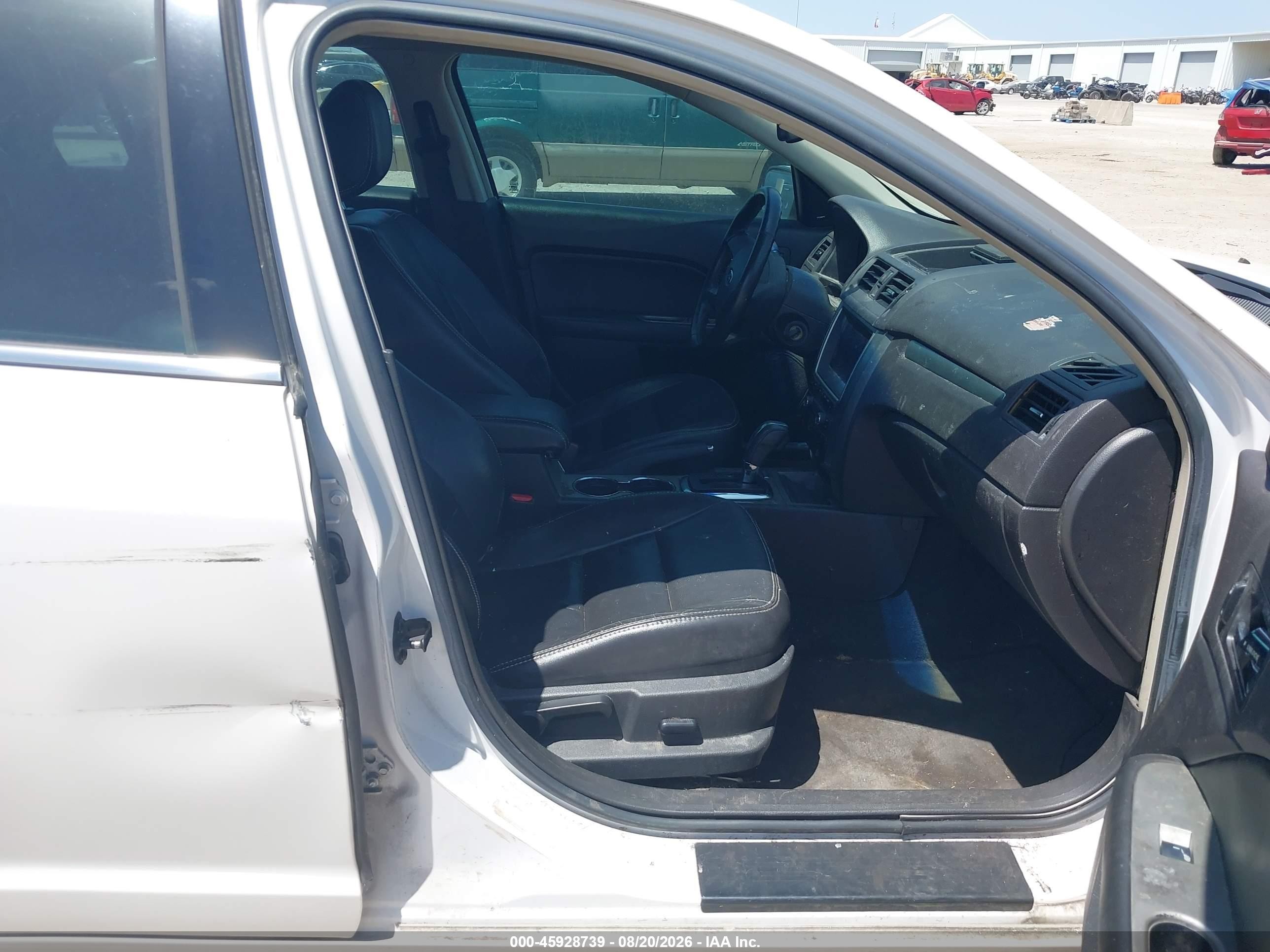 2010 Ford Fusion Hybrid   White vin: 3FADP0L38AR366461