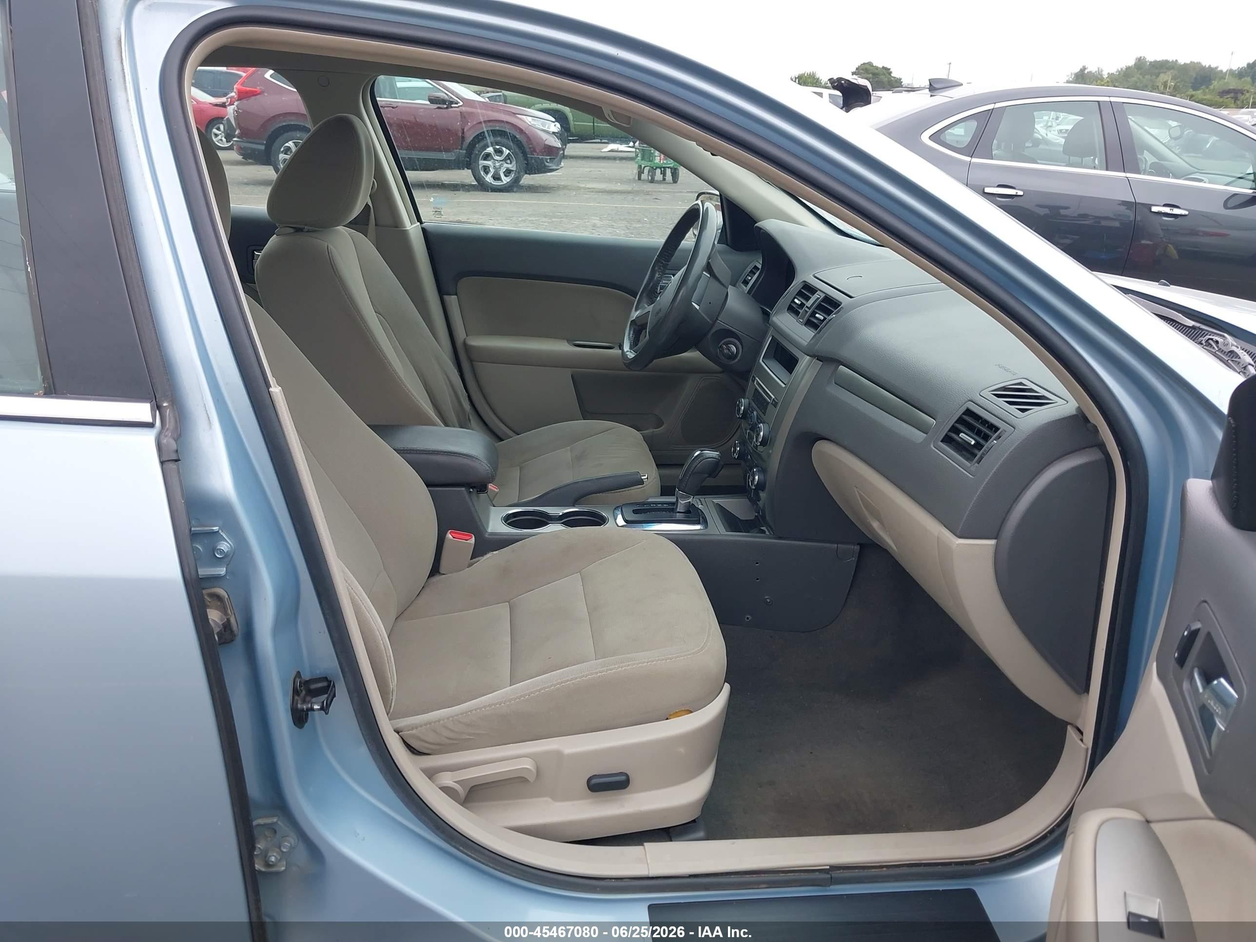 2010 Ford Fusion Hybrid   Light Blue vin: 3FADP0L38AR406506