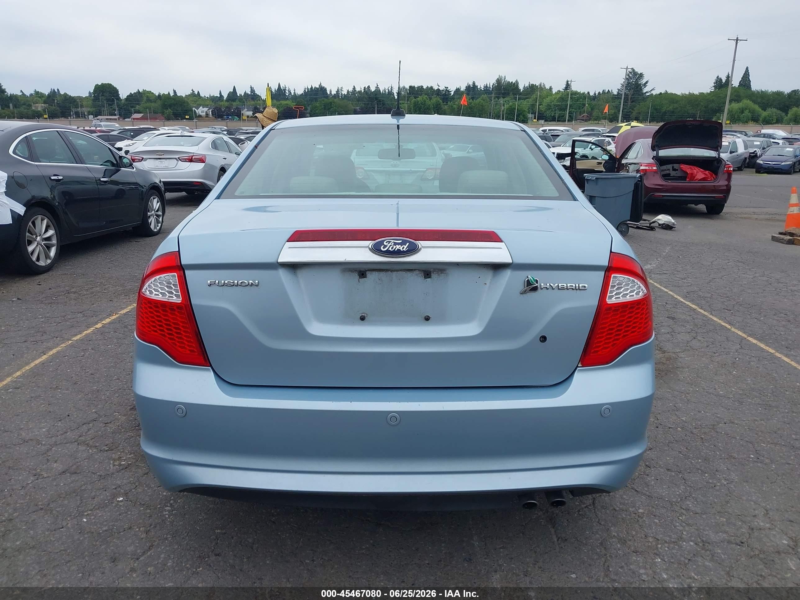 2010 Ford Fusion Hybrid   Light Blue vin: 3FADP0L38AR406506