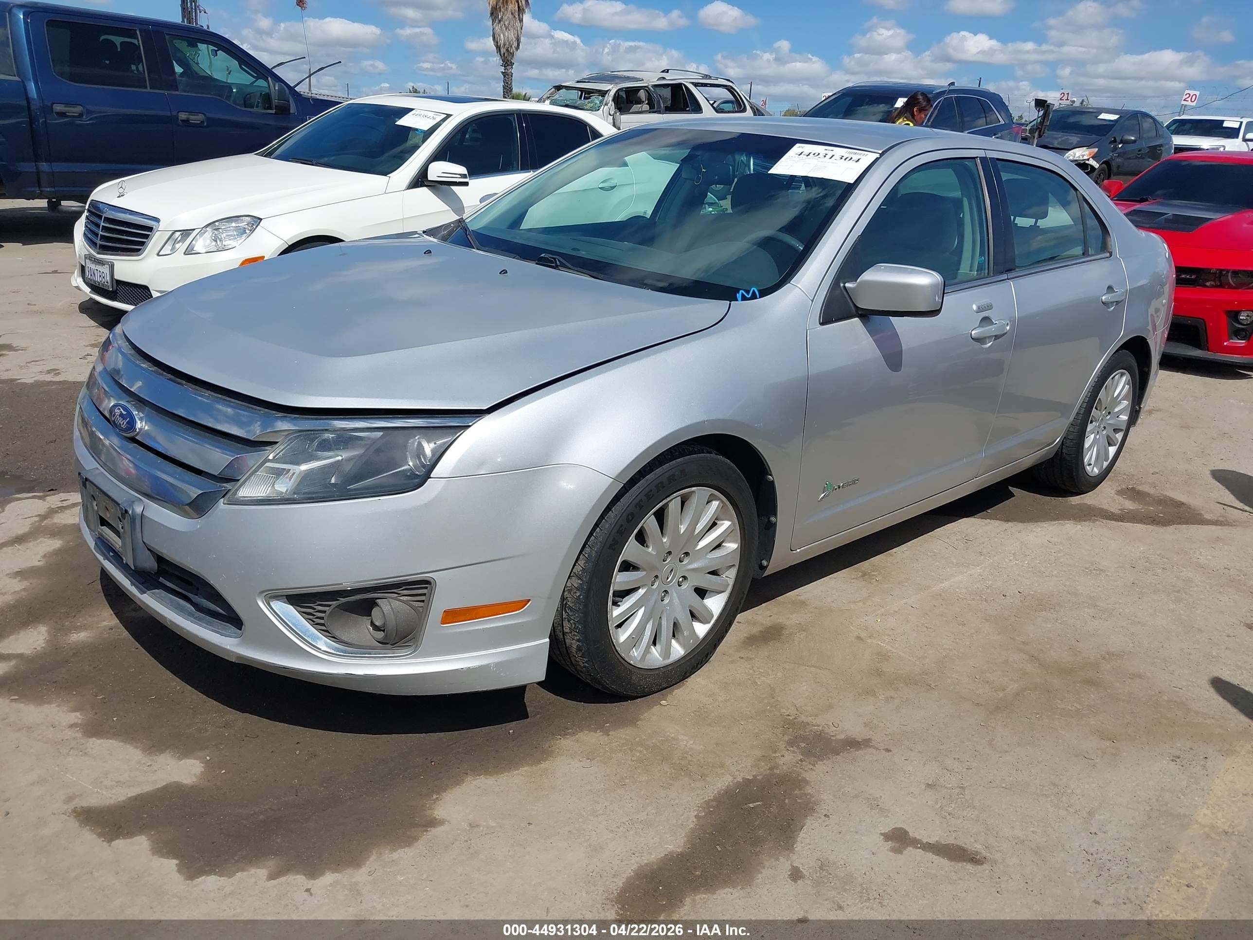 2011 Ford Fusion Hybrid   Серебряный vin: 3FADP0L38BR335485