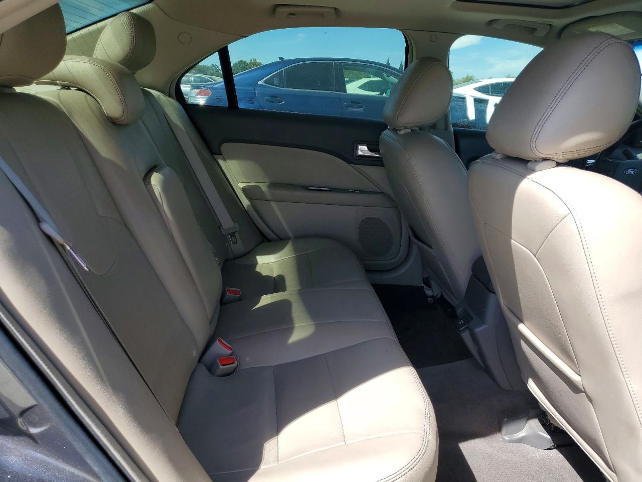2012 Ford Fusion Hybrid Charcoal vin: 3FADP0L38CR187260