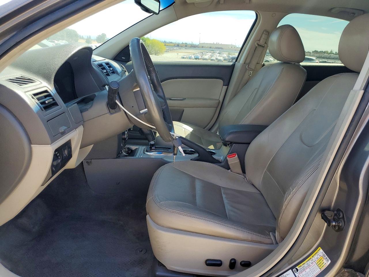 2012 Ford Fusion Hybrid Charcoal vin: 3FADP0L38CR187260