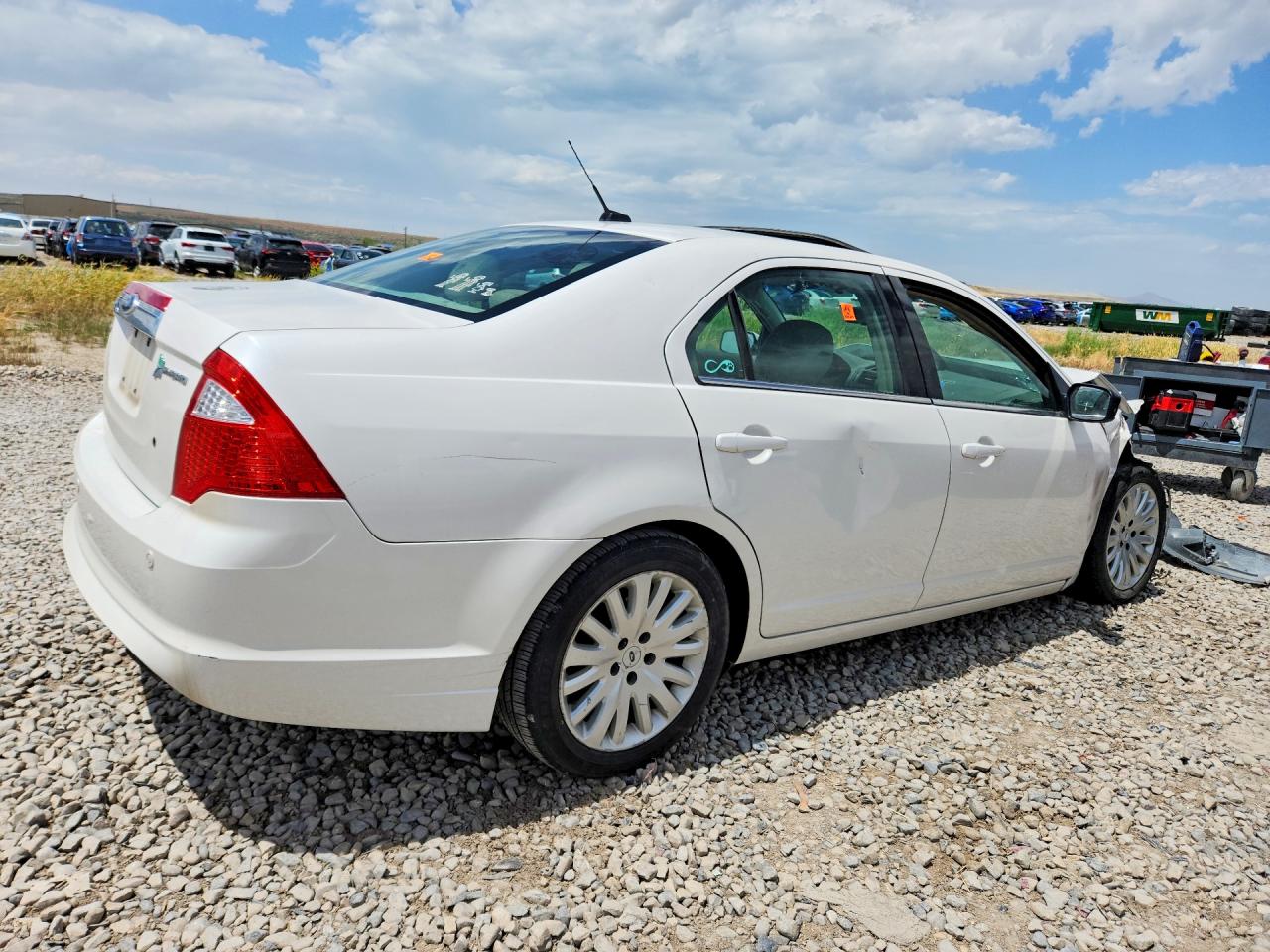 2012 Ford Fusion Hybrid White vin: 3FADP0L38CR205692