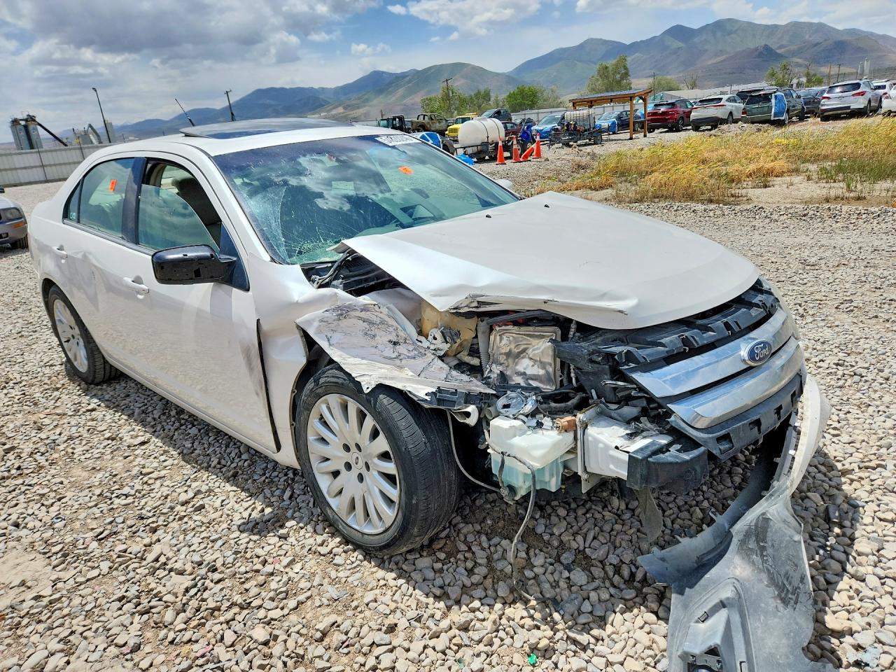 2012 Ford Fusion Hybrid White vin: 3FADP0L38CR205692