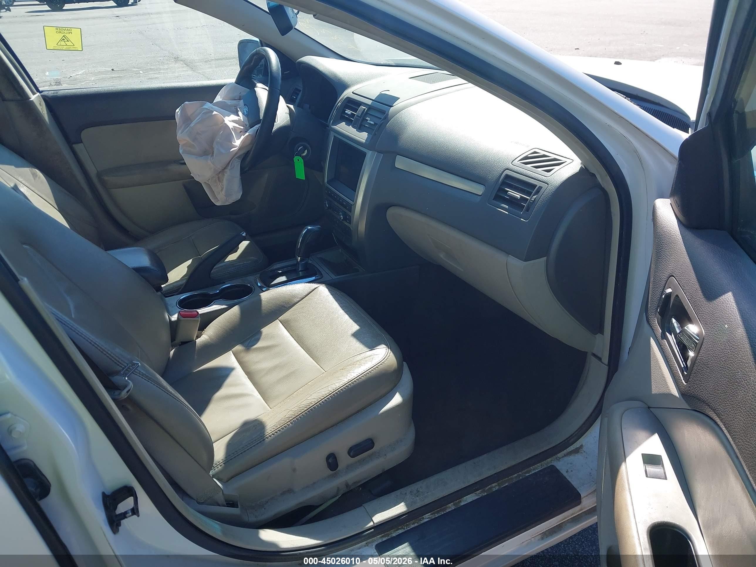 2012 Ford Fusion Hybrid   White vin: 3FADP0L38CR228731