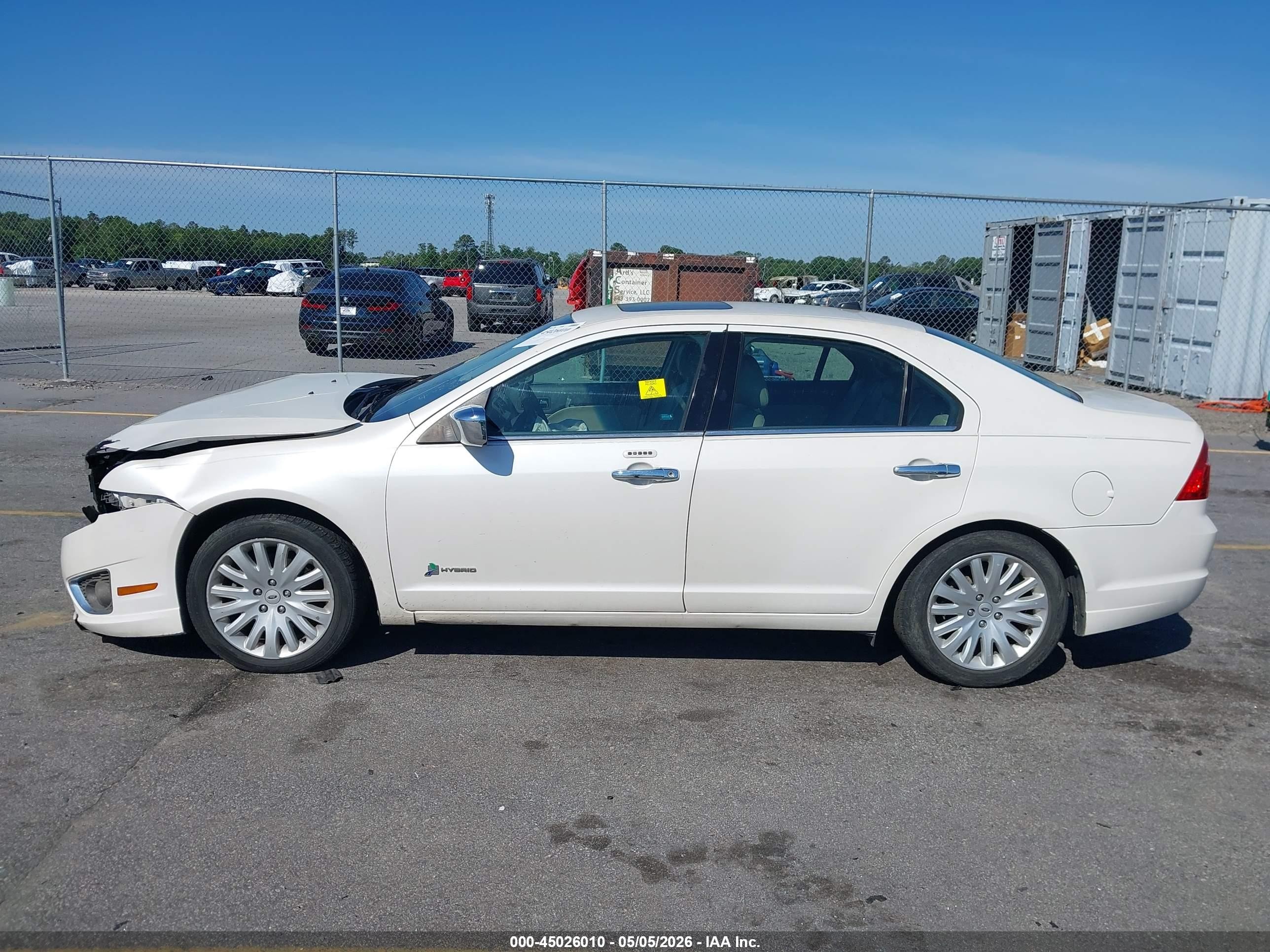 2012 Ford Fusion Hybrid   White vin: 3FADP0L38CR228731