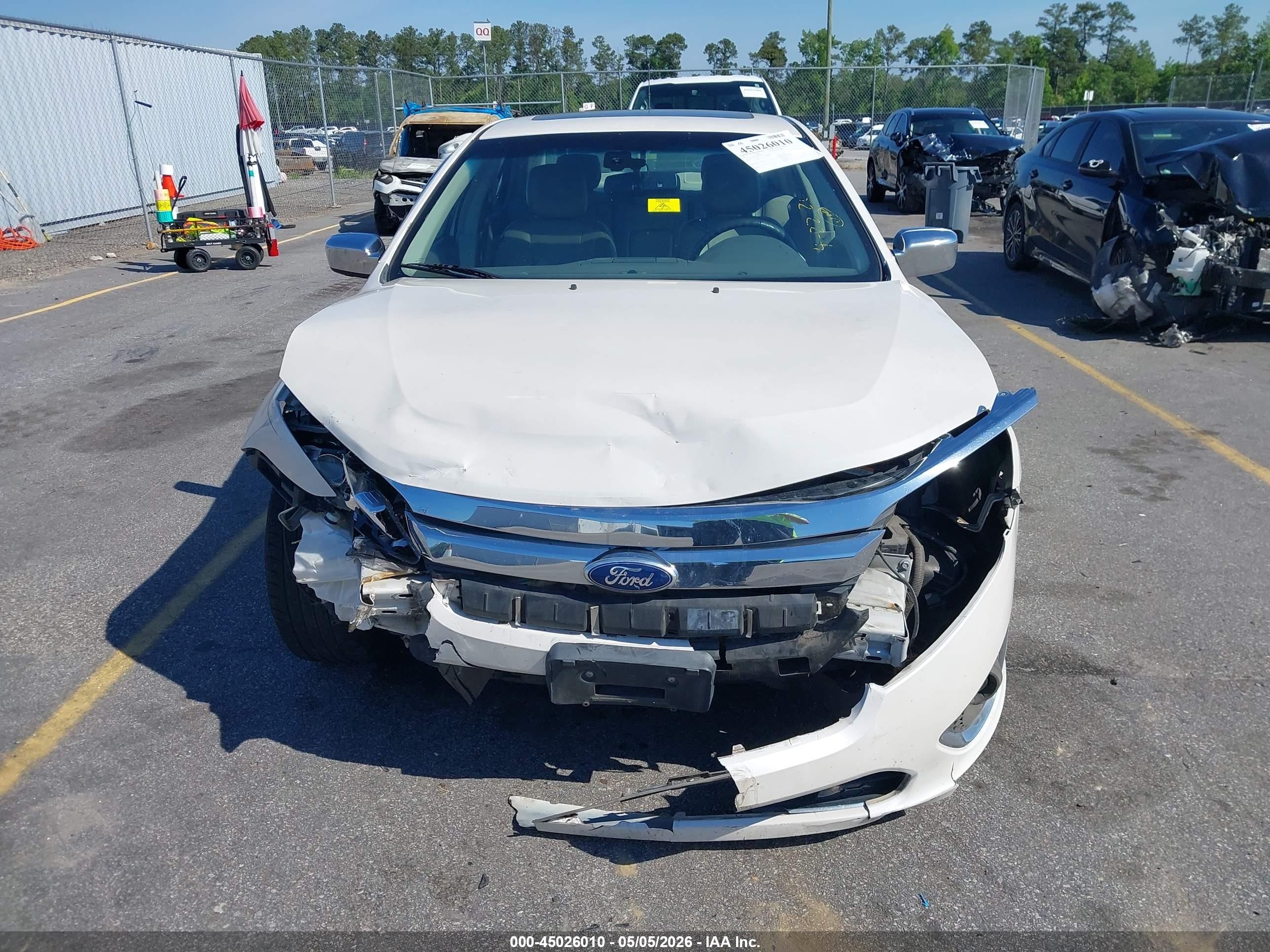 2012 Ford Fusion Hybrid   White vin: 3FADP0L38CR228731