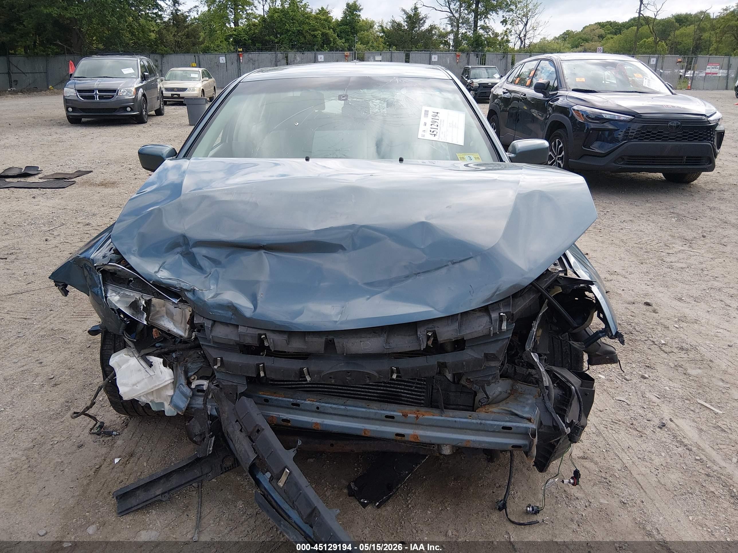 2012 Ford Fusion Hybrid   Turquoise vin: 3FADP0L38CR322172