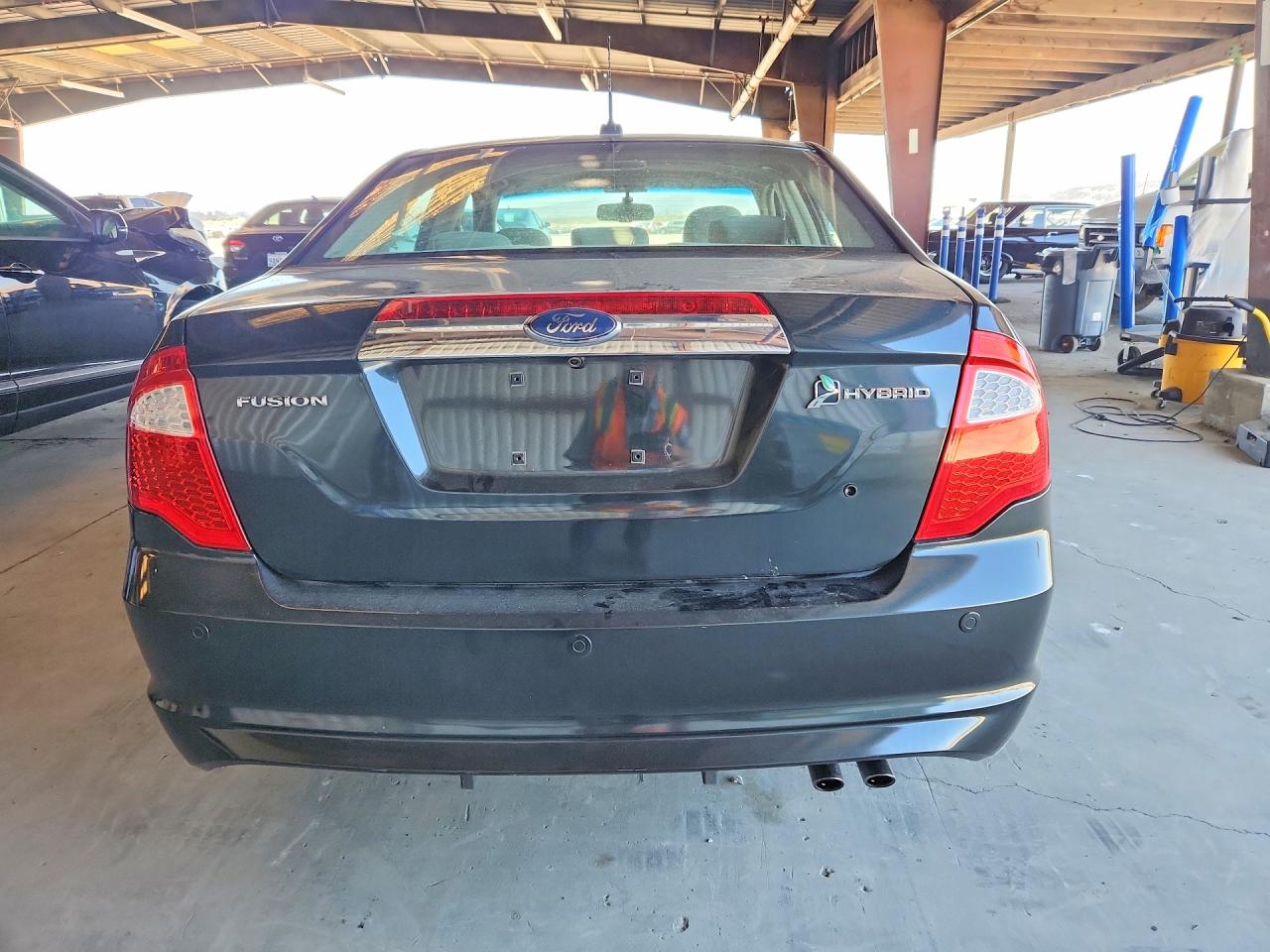 2010 Ford Fusion Hybrid Charcoal vin: 3FADP0L39AR172148