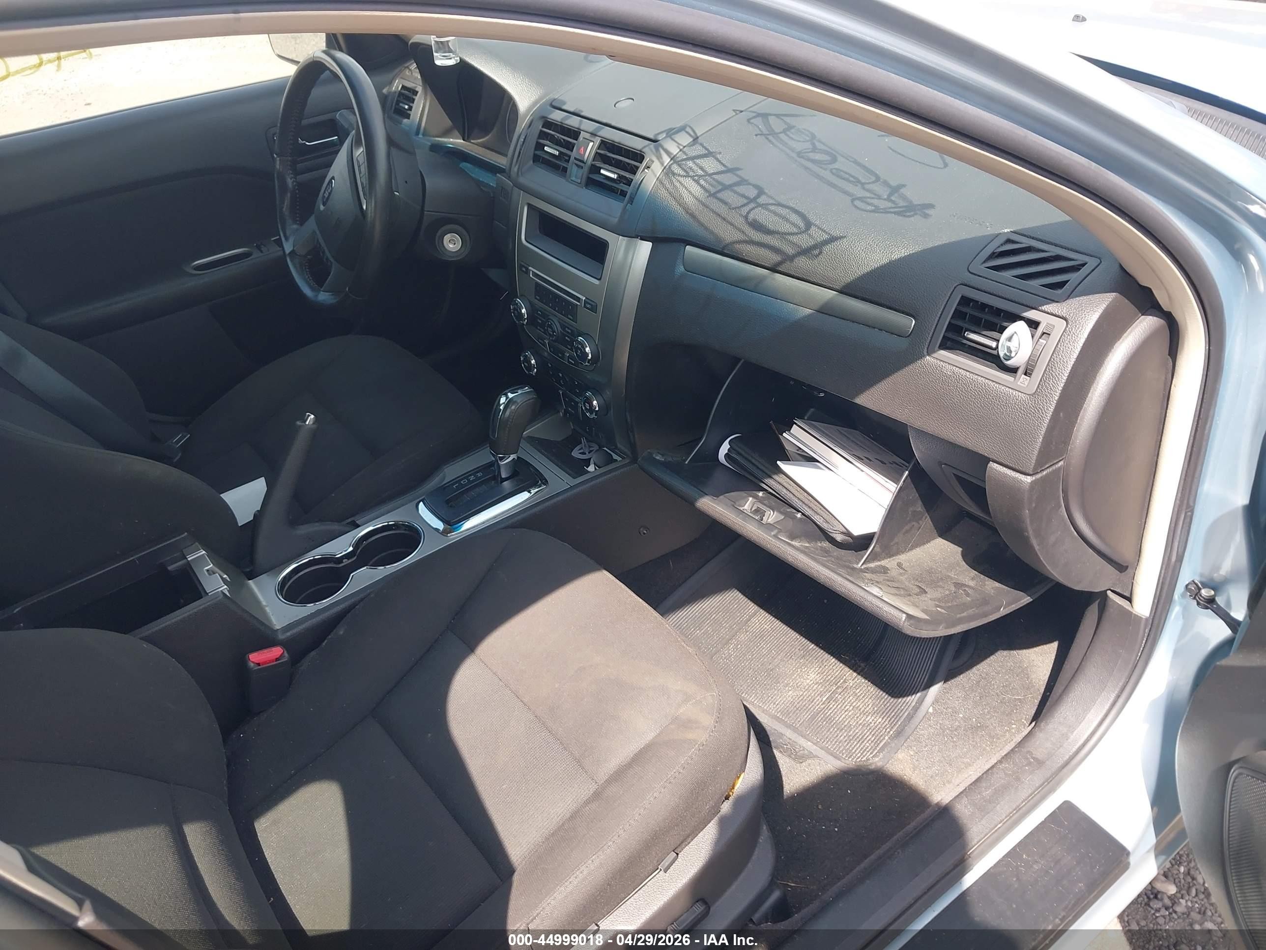2010 Ford Fusion Hybrid   Blue vin: 3FADP0L39AR280155