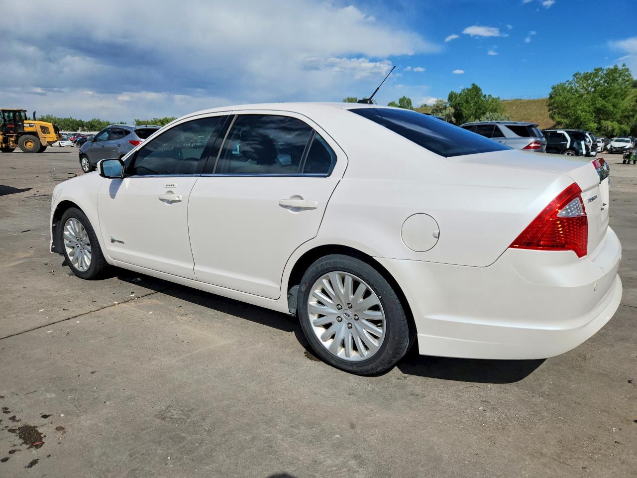 2010 Ford Fusion Hybrid White vin: 3FADP0L39AR335610