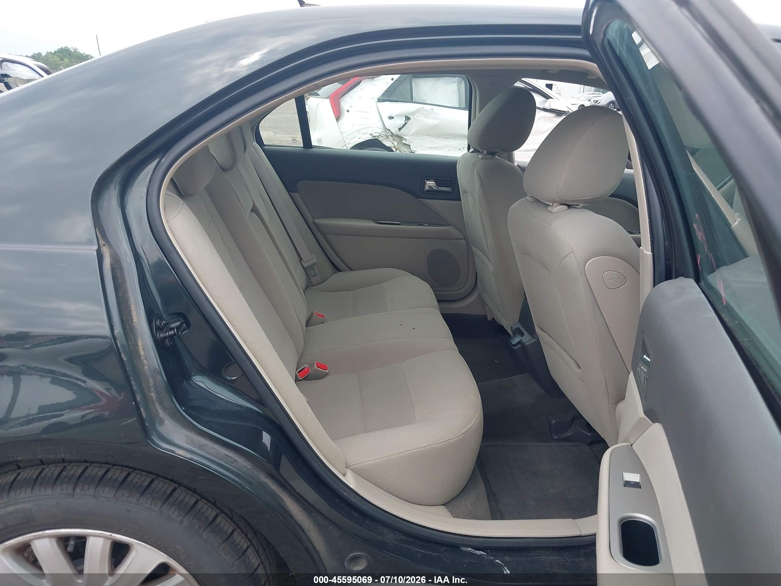 2010 Ford Fusion Hybrid Gray vin: 3FADP0L39AR384922