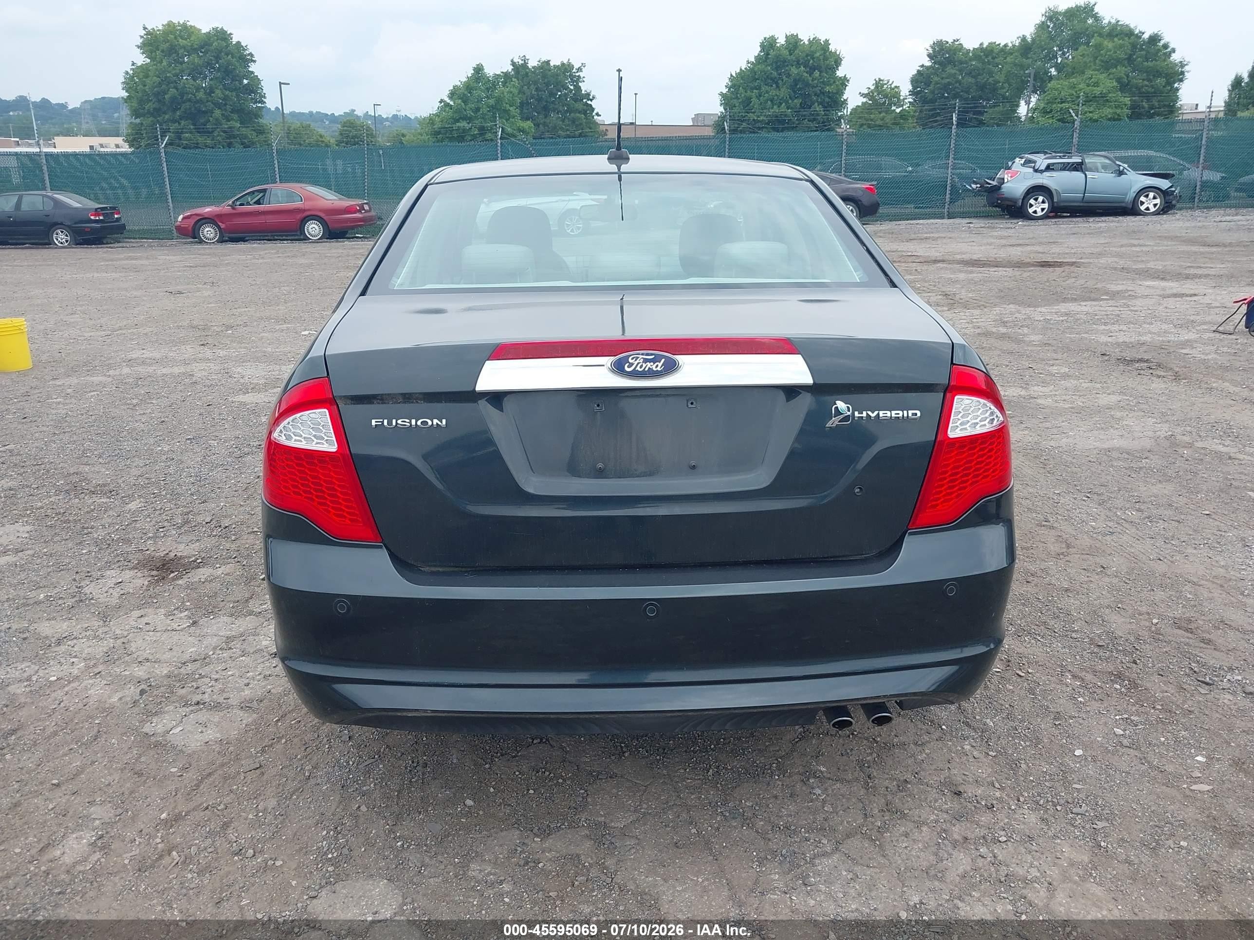 2010 Ford Fusion Hybrid Gray vin: 3FADP0L39AR384922