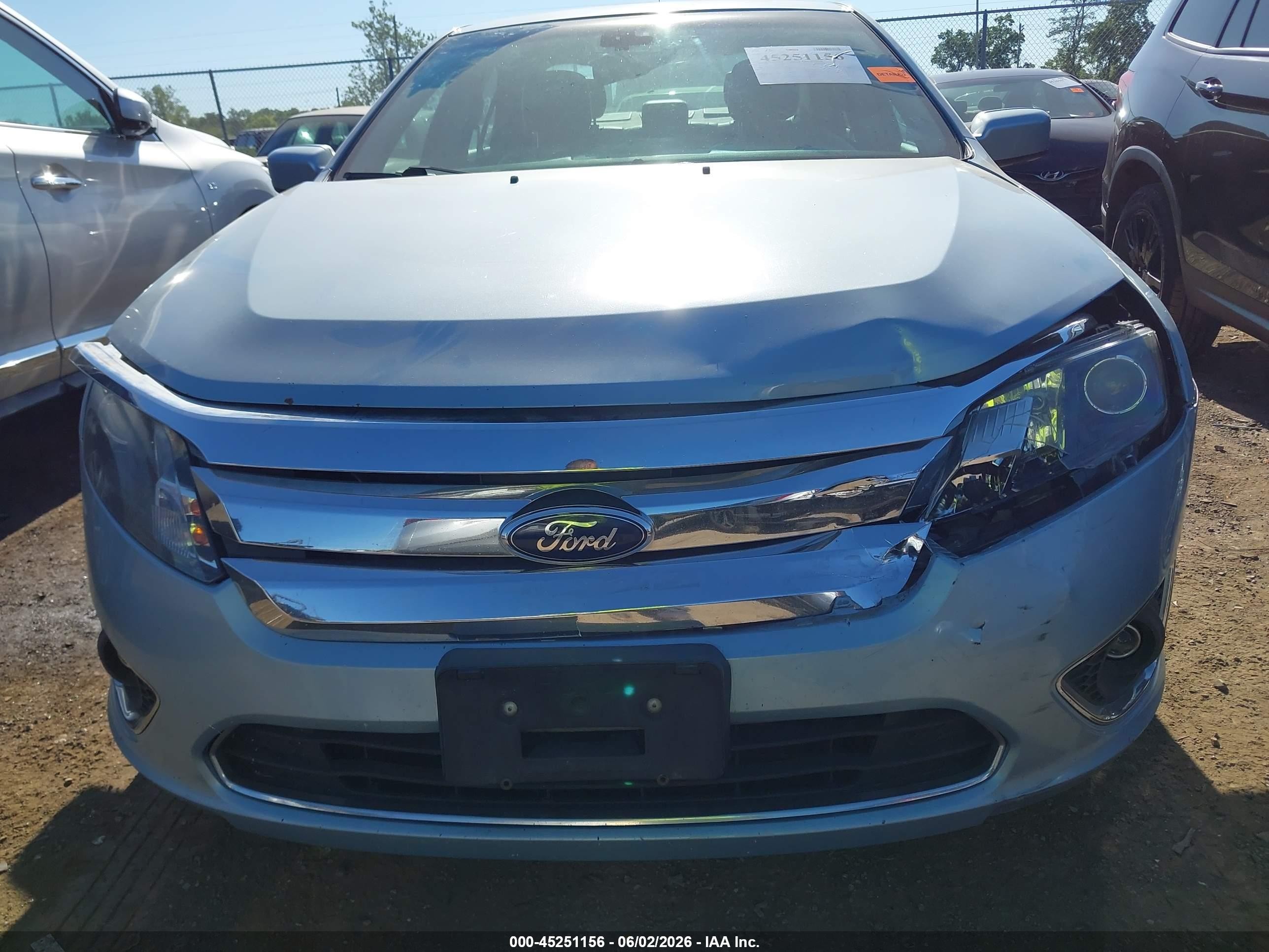 2011 Ford Fusion Hybrid   Light Blue vin: 3FADP0L39BR335690