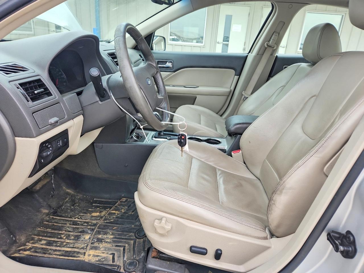 2010 Ford Fusion Hybrid Silver vin: 3FADP0L3XAR318377