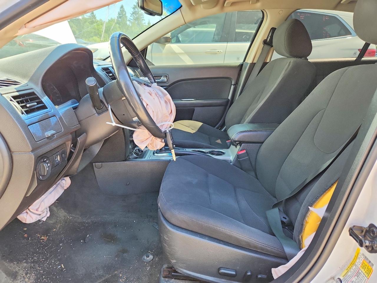 2011 Ford Fusion Hybrid Белый vin: 3FADP0L3XBR226610
