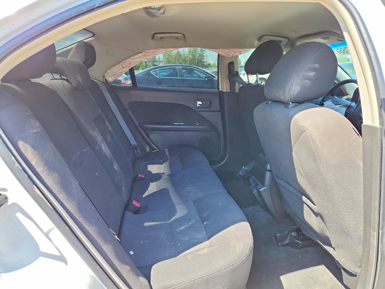 2011 Ford Fusion Hybrid Белый vin: 3FADP0L3XBR226610