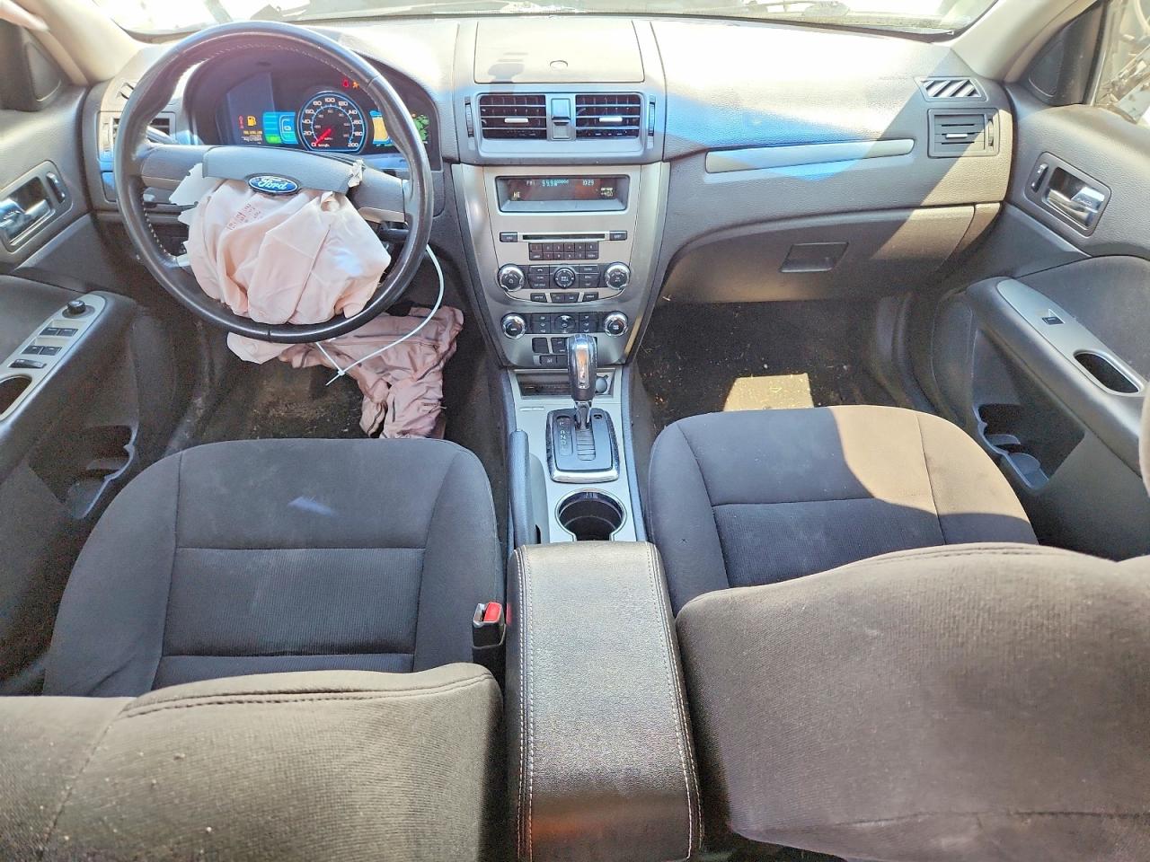 2011 Ford Fusion Hybrid Белый vin: 3FADP0L3XBR226610
