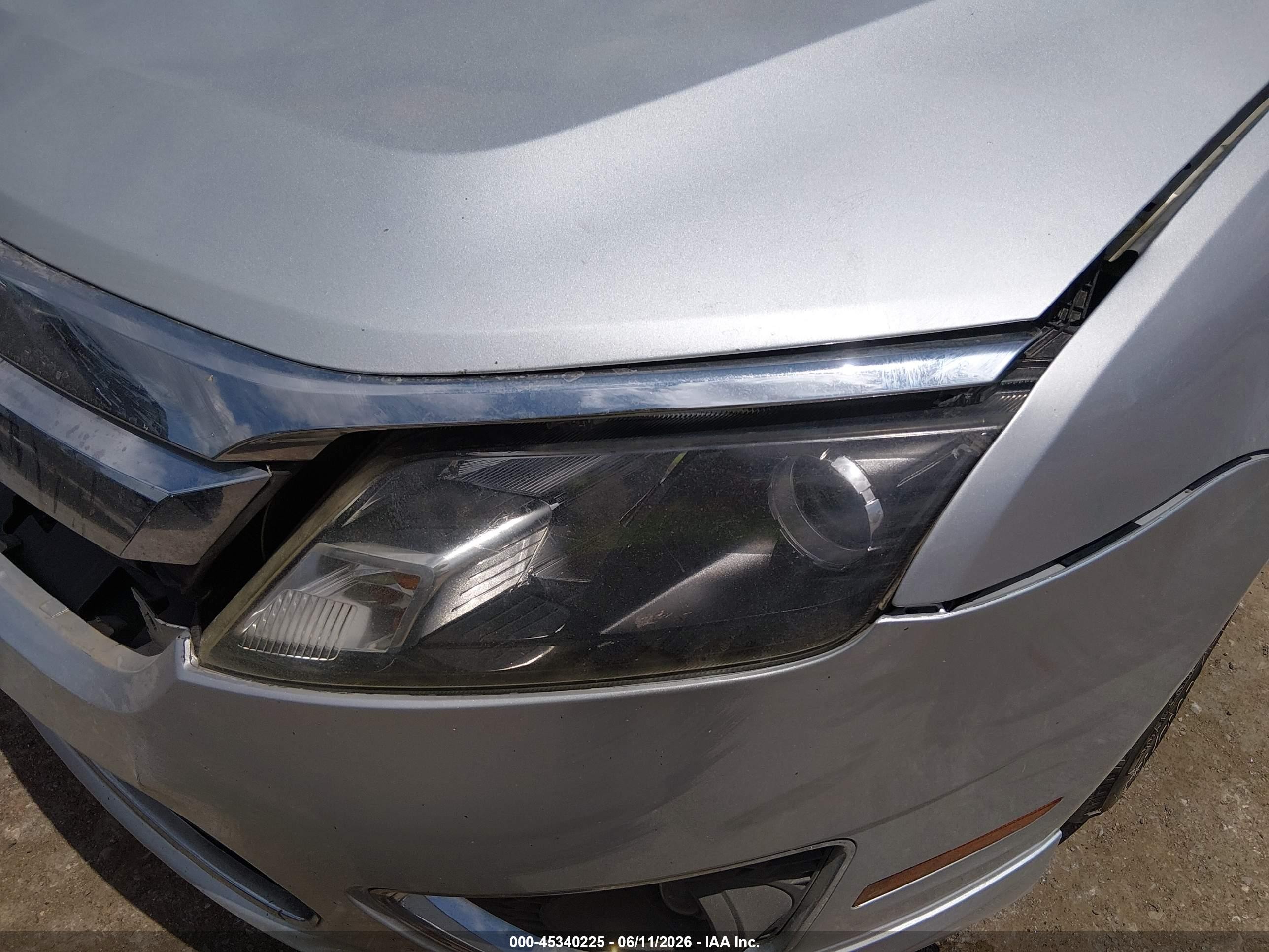 2012 Ford Fusion Hybrid   Silver vin: 3FADP0L3XCR219741