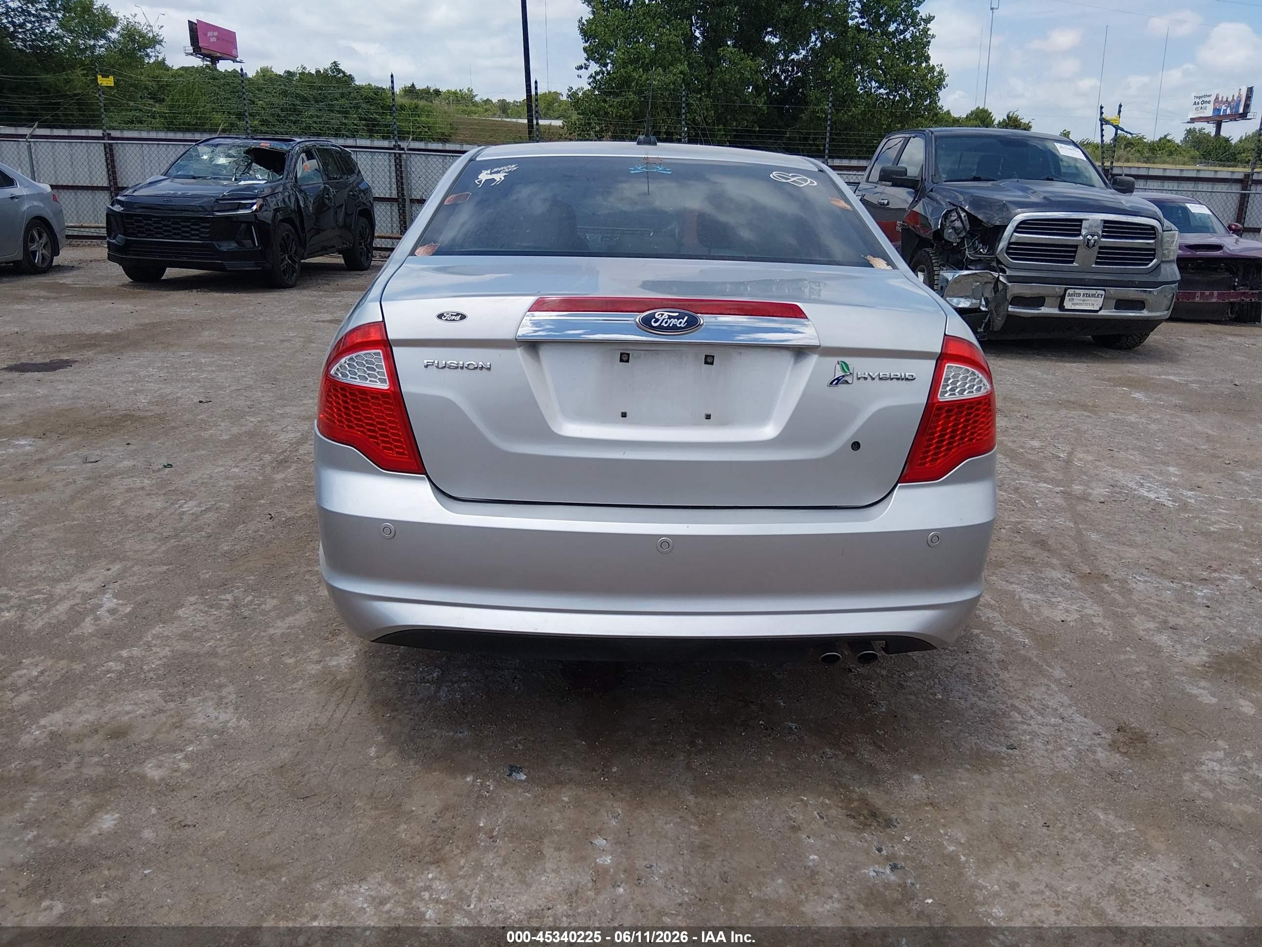 2012 Ford Fusion Hybrid   Silver vin: 3FADP0L3XCR219741