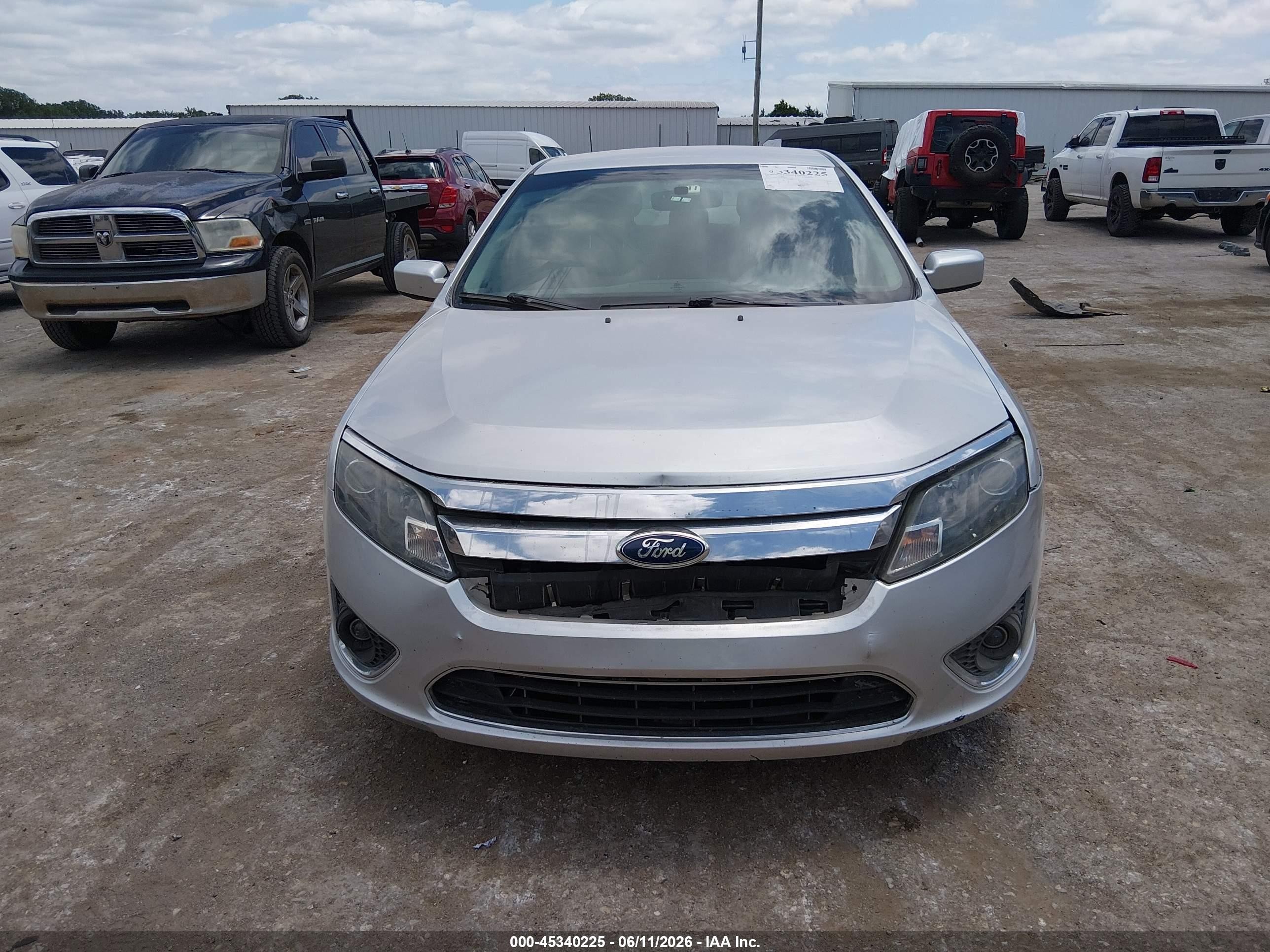 2012 Ford Fusion Hybrid   Silver vin: 3FADP0L3XCR219741