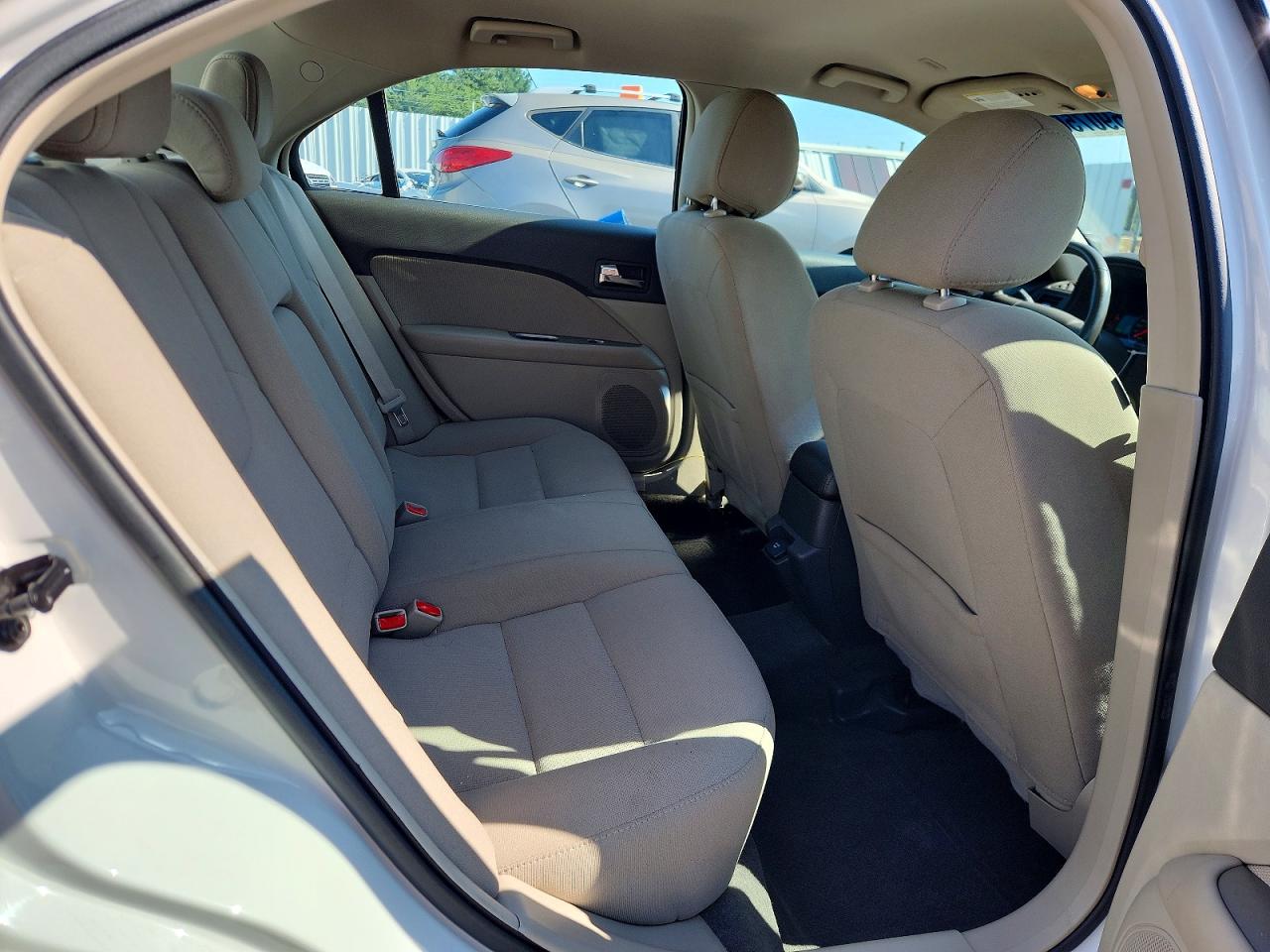 2012 Ford Fusion Hybrid White vin: 3FADP0L3XCR447416