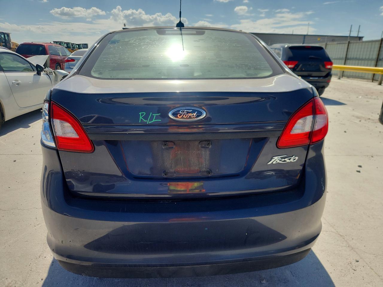 2013 Ford Fiesta S Charcoal vin: 3FADP4AJ0DM118778