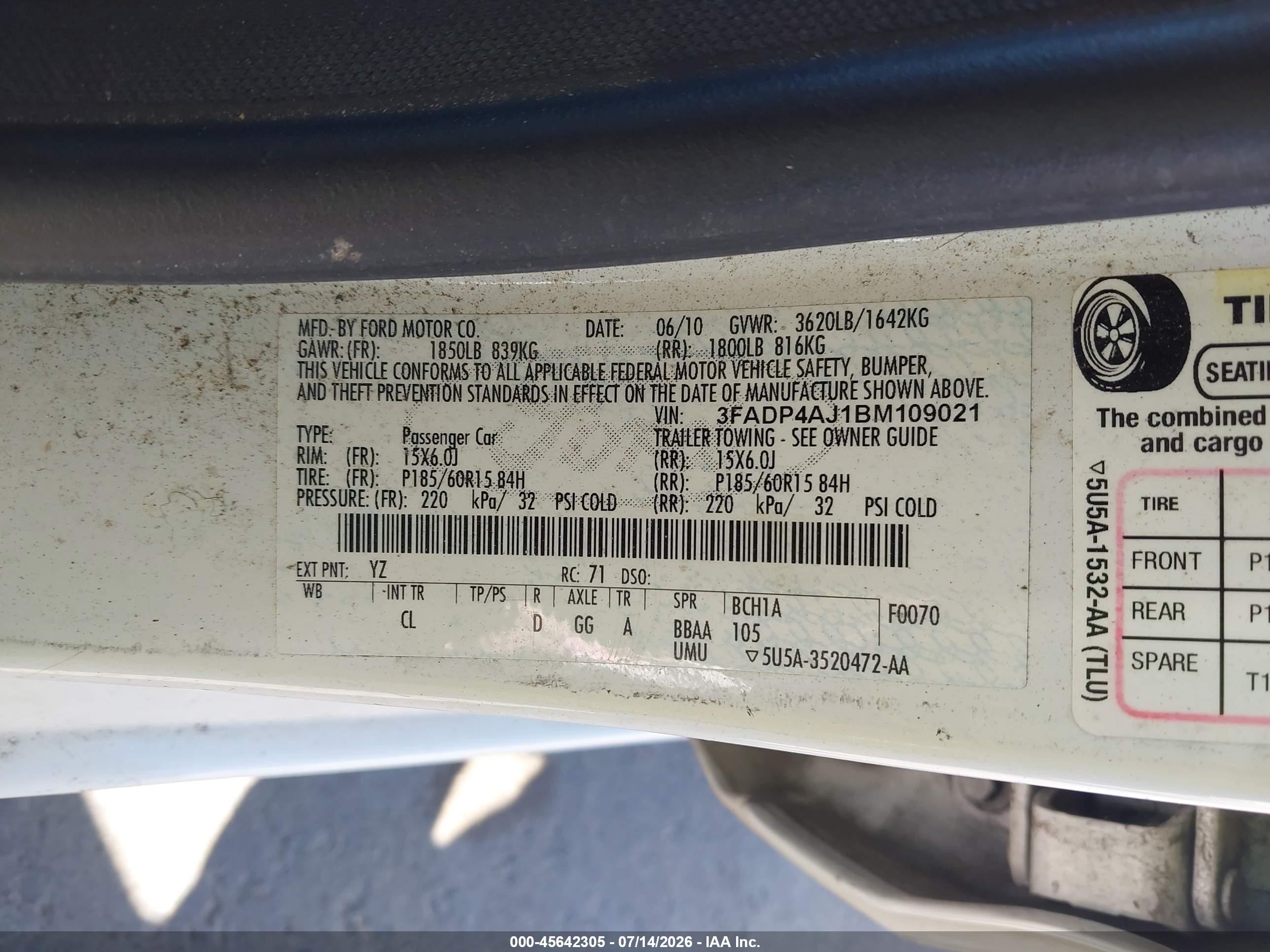2011 Ford Fiesta S Белый vin: 3FADP4AJ1BM109021