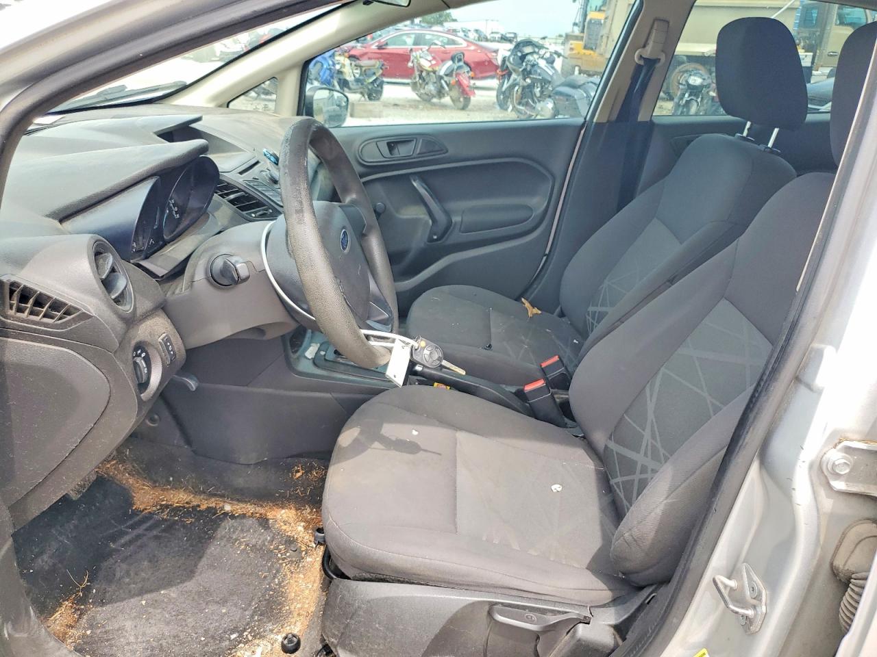 2015 Ford Fiesta S Silver vin: 3FADP4AJ1FM135835